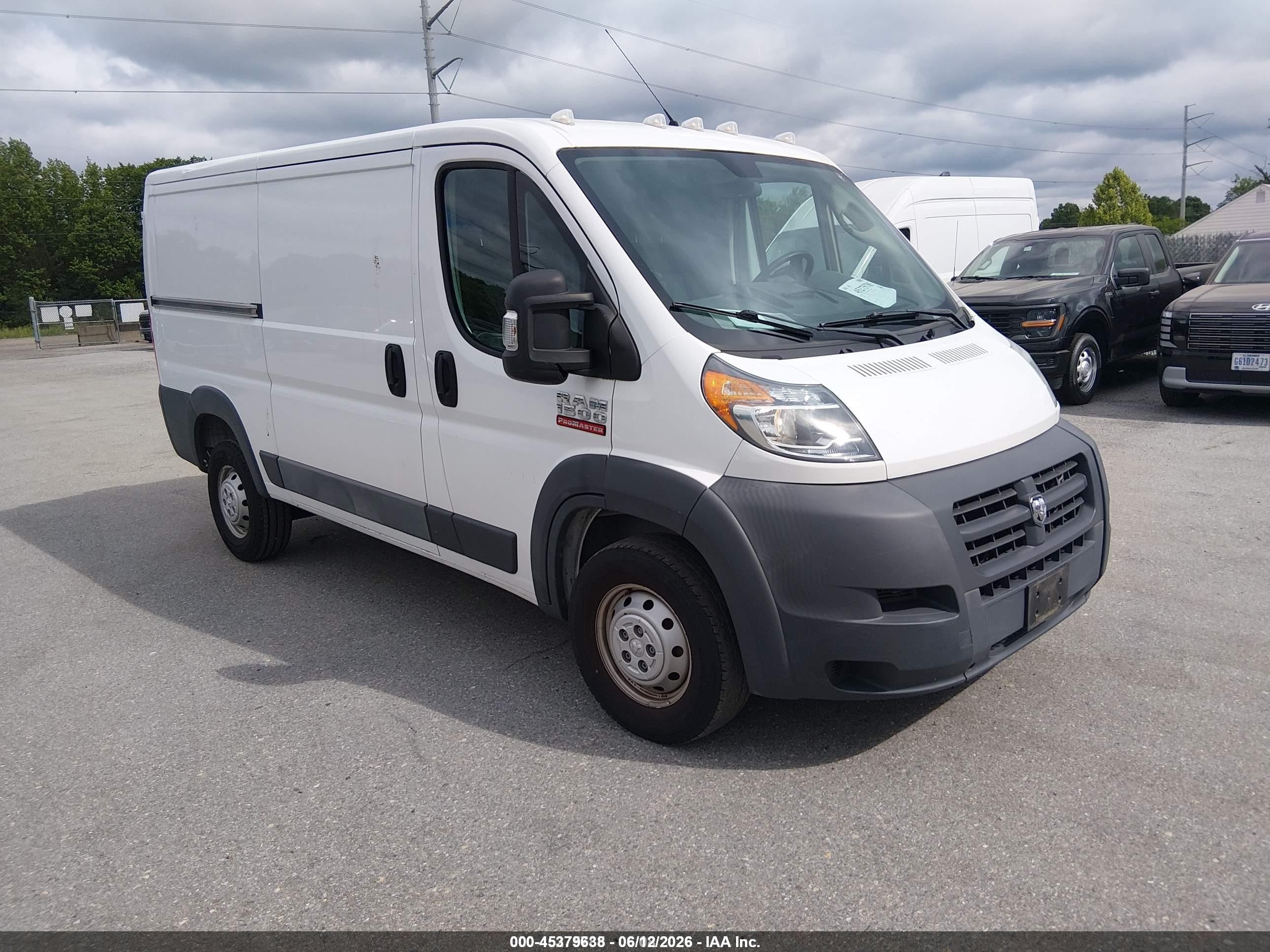 2018 Ram ProMaster Cargo, VIN 3C6TRVAG9JE138583 — Normal wear
