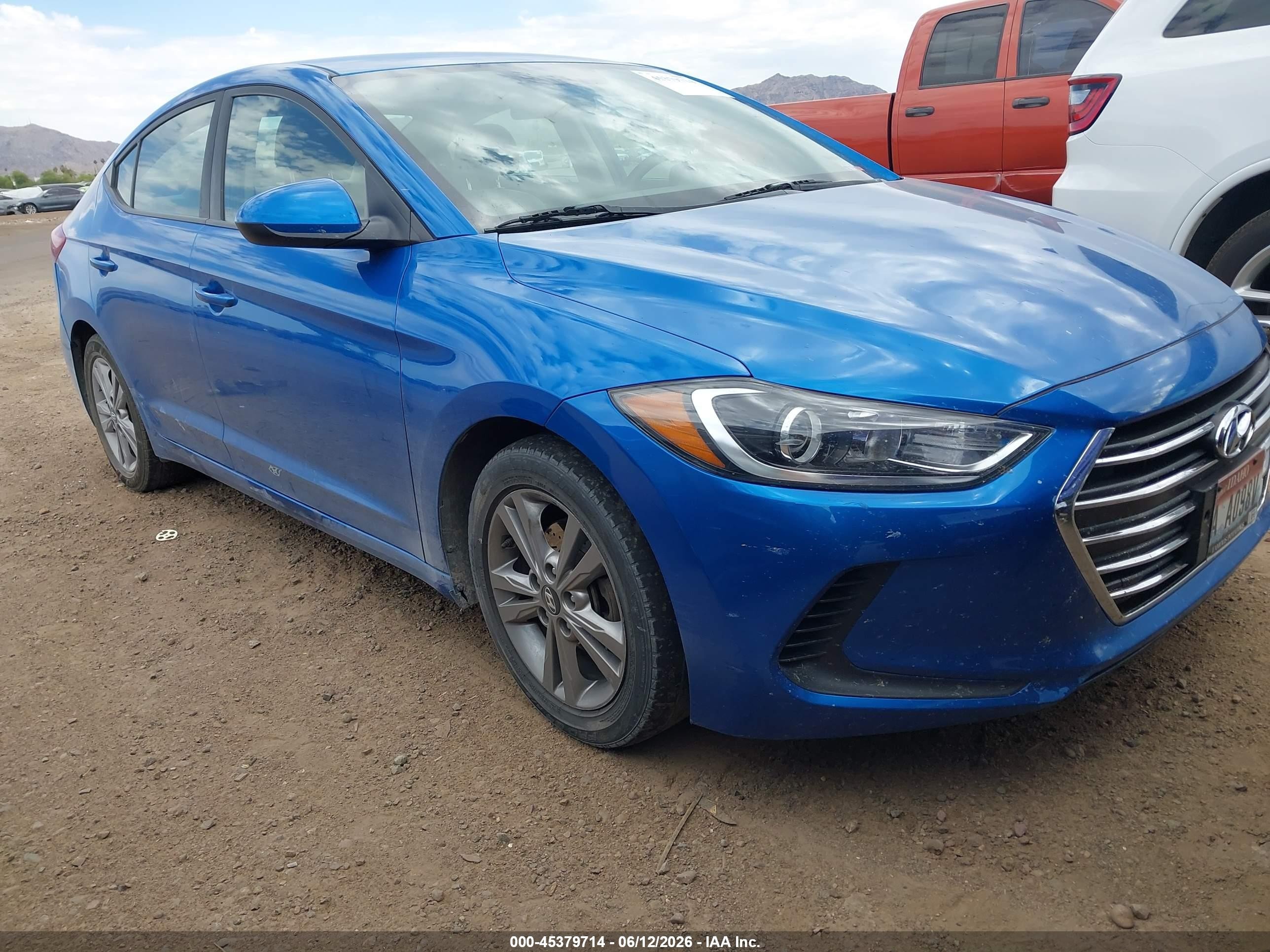 2018 Hyundai Elantra SE, VIN 5NPD74LF7JH276457 — Normal wear