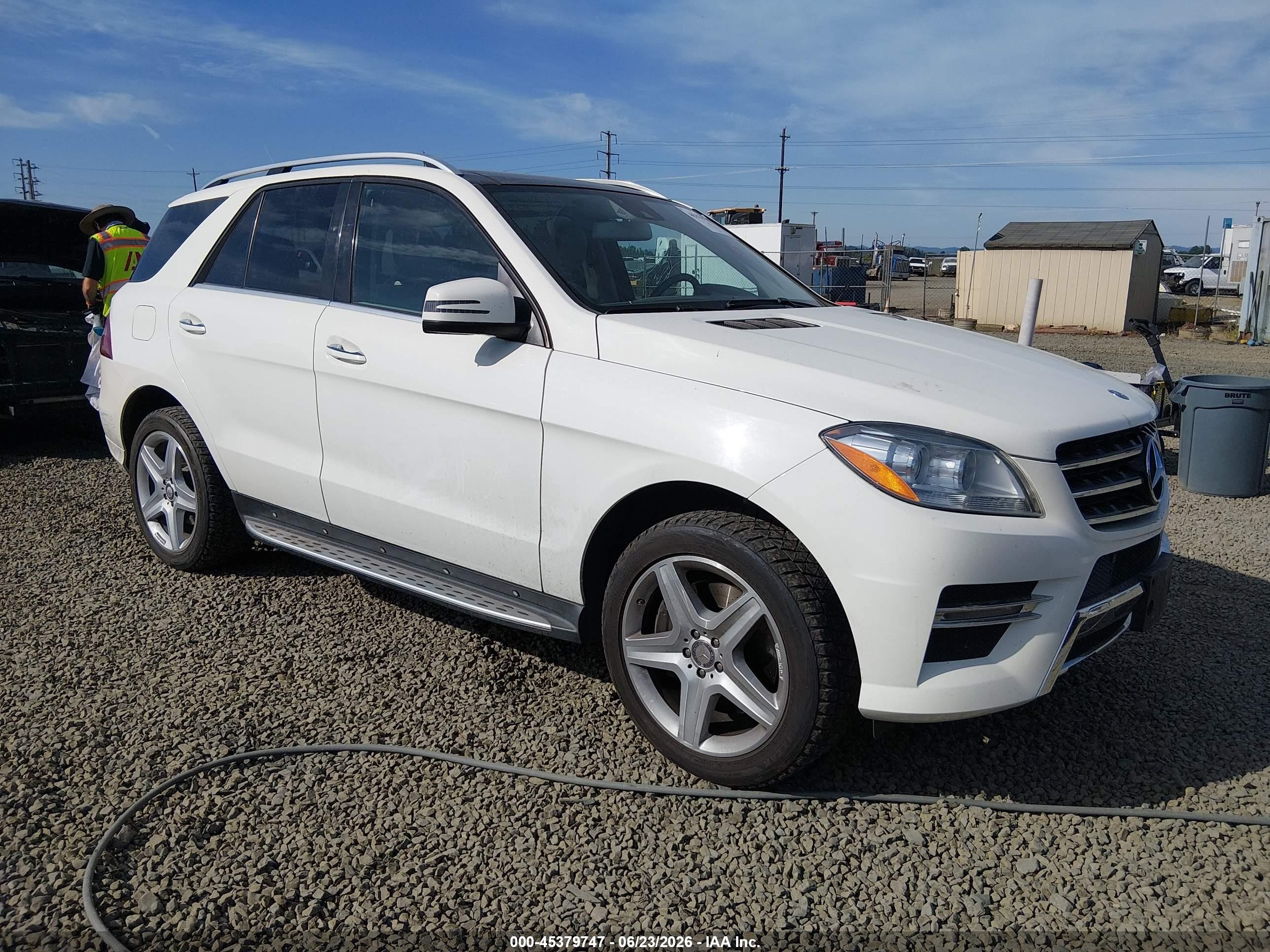 2013 Mercedes-Benz M 550, VIN 4JGDA7DB1DA182791 — Rear end