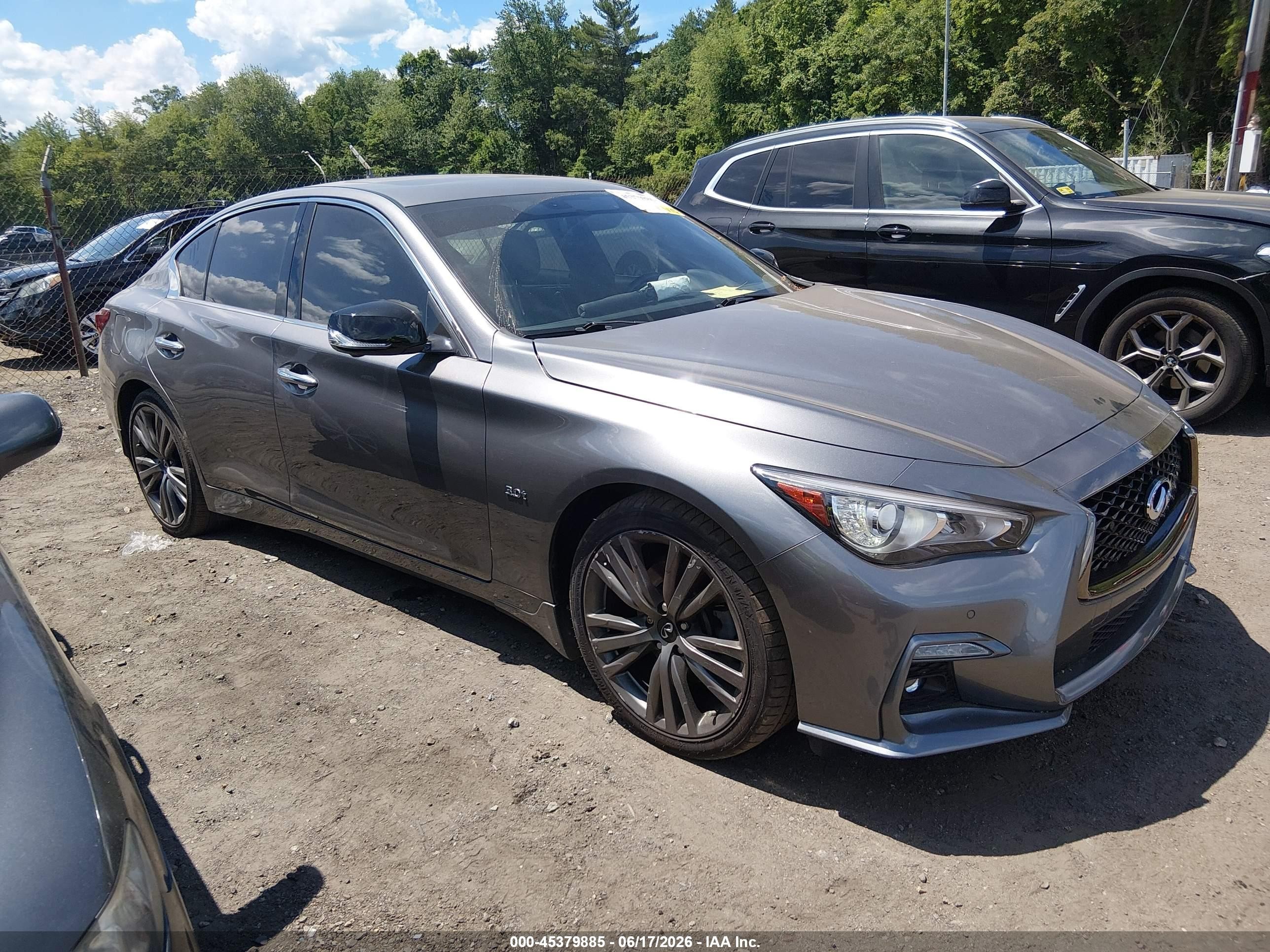2020 Infiniti Q50 Luxe, VIN JN1EV7AR7LM256701 — Side