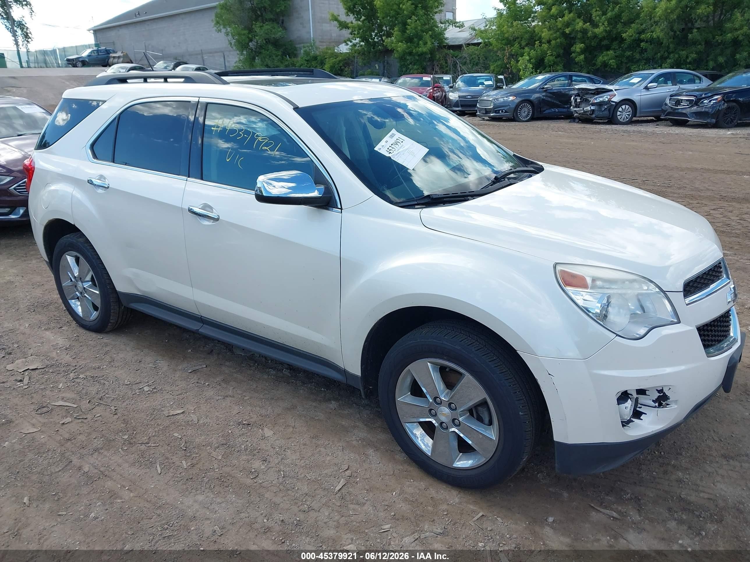 2014 Chevrolet Equinox LT, VIN 1GNFLFEK1EZ138252 — Side