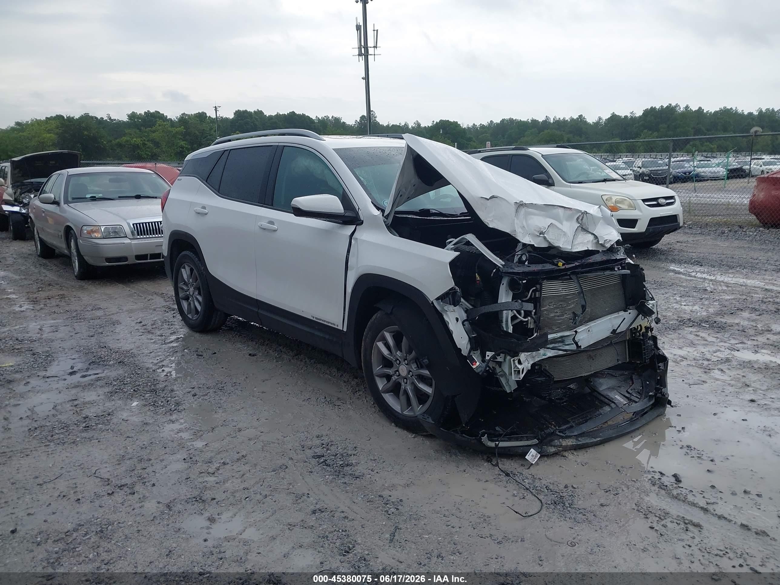 2022 GMC Terrain SLT, VIN 3GKALPEV0NL169412 — Front end