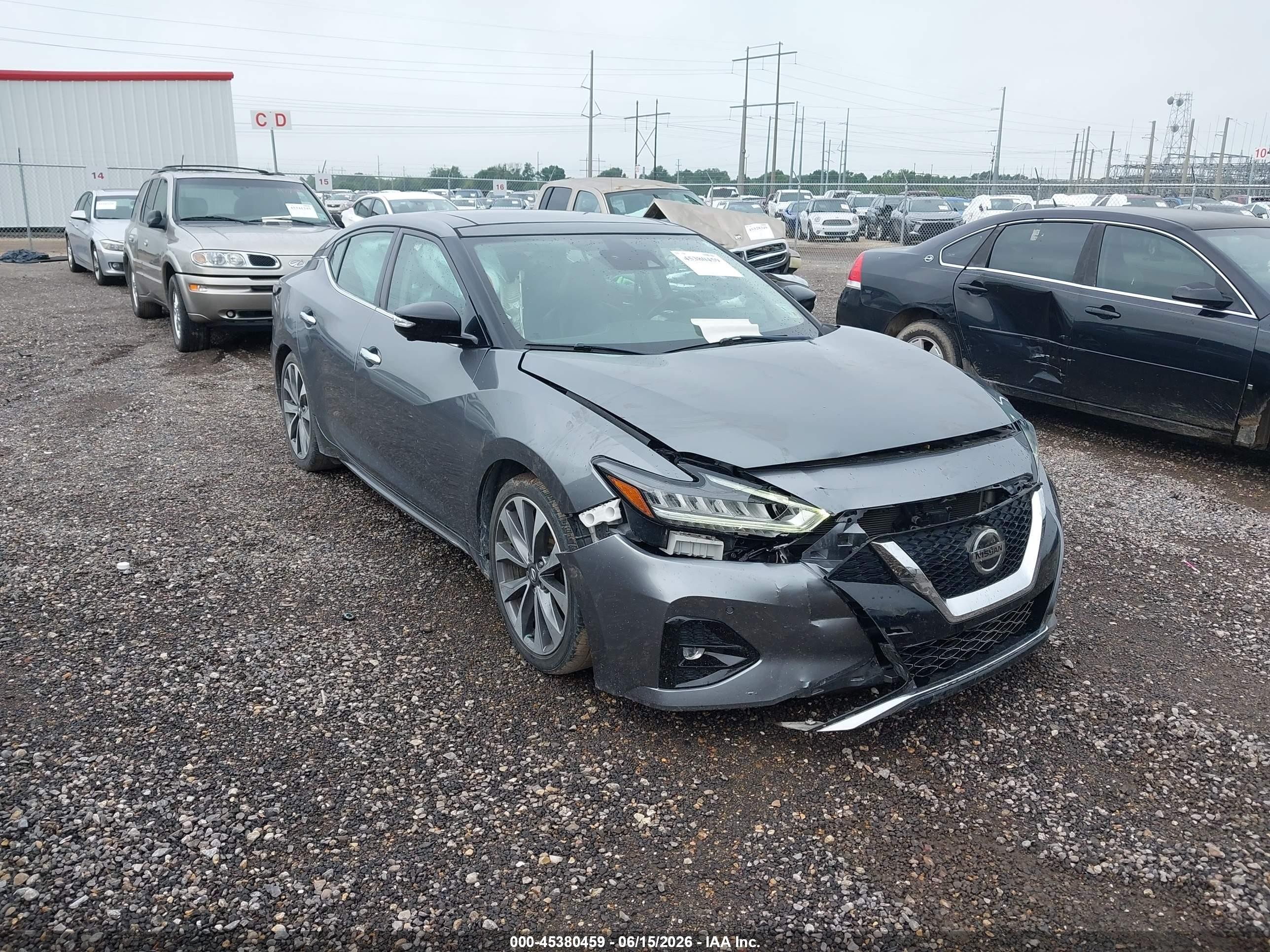 2020 Nissan Maxima Platinum, VIN 1N4AA6FV7LC378042 — Front end