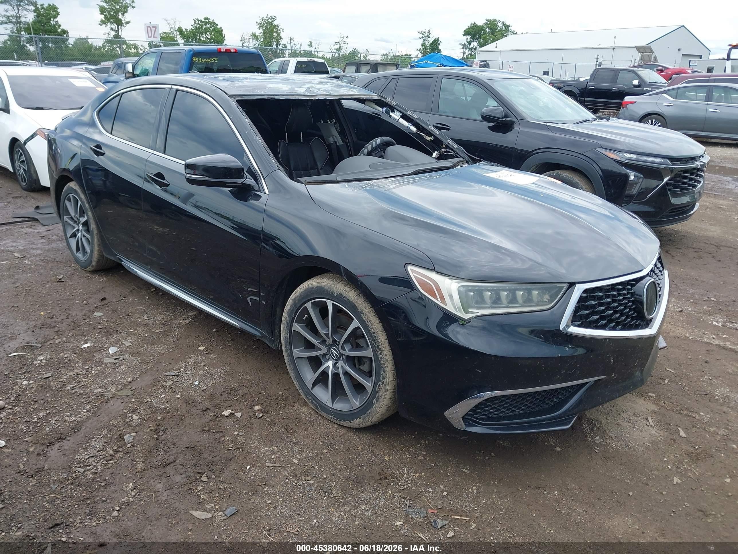 2018 Acura TLX Technology, VIN 19UUB3F51JA005737 — Перед