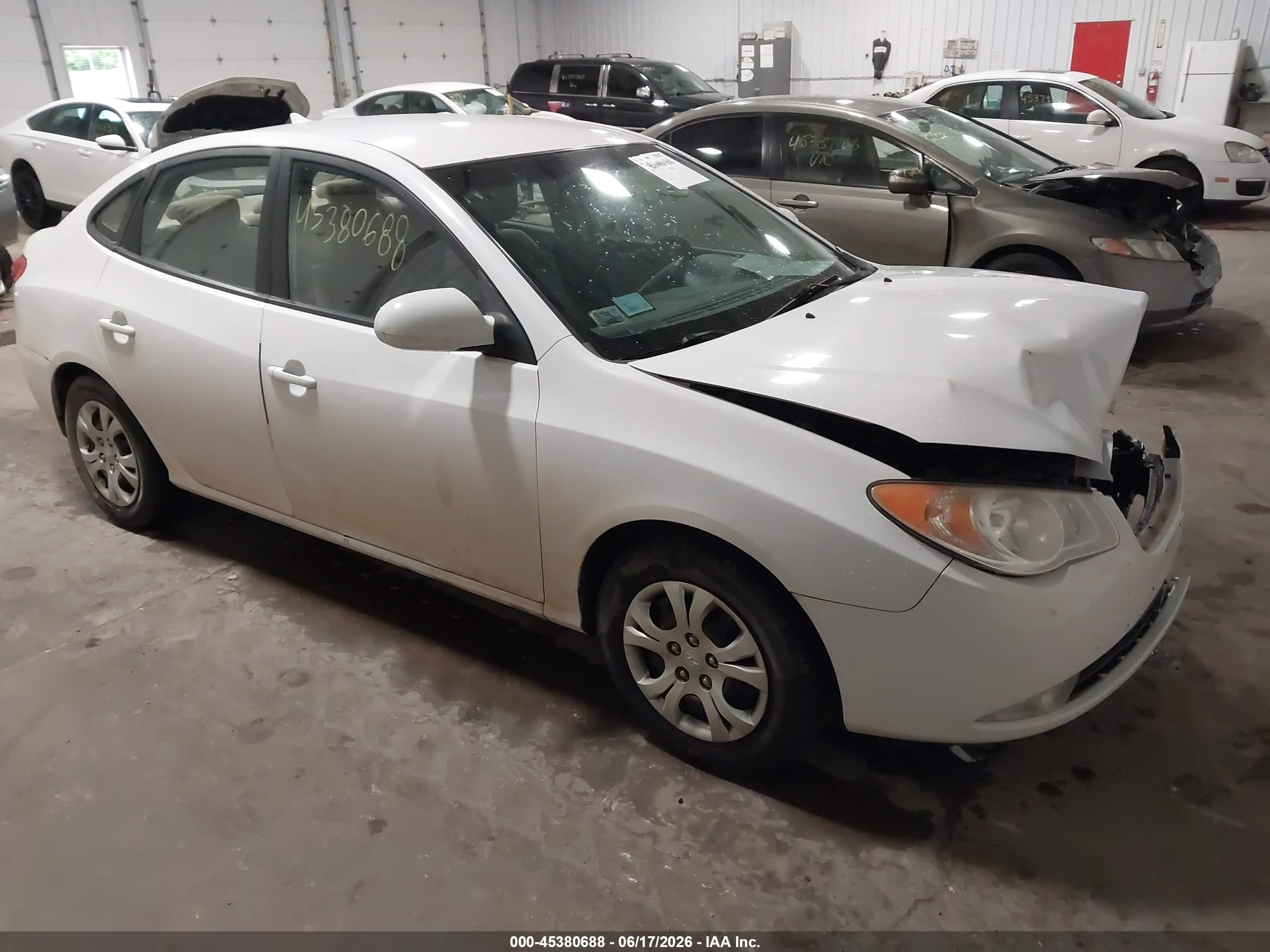 2010 Hyundai Elantra GLS, VIN KMHDU4AD6AU924995 — Front end