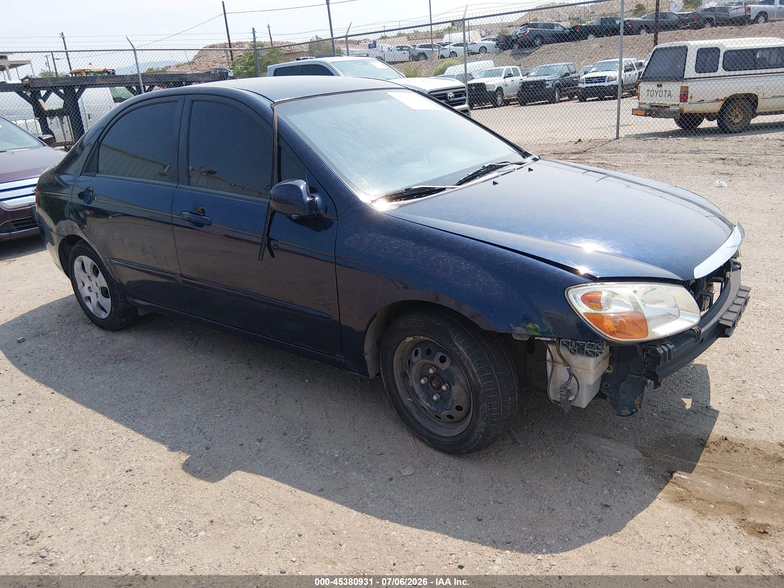 2007 Kia Spectra EX, VIN KNAFE121575399201 — Front end