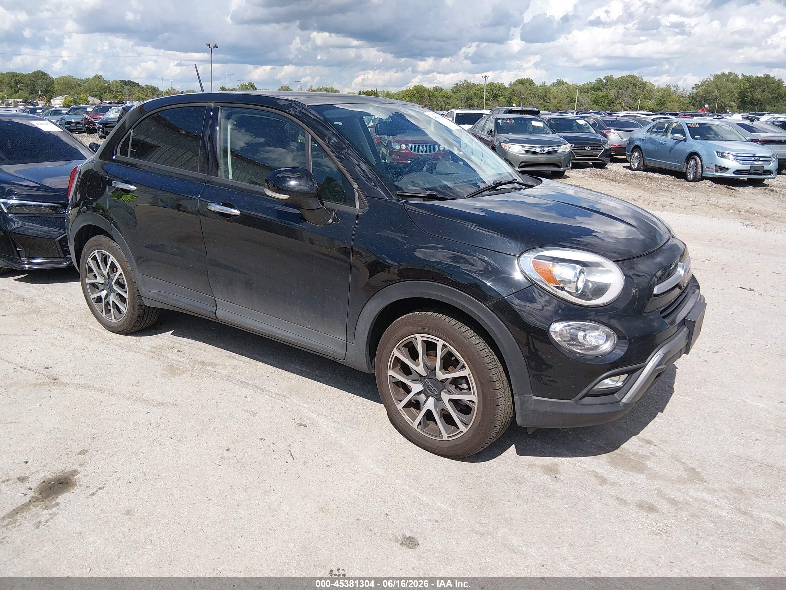 2016 FIAT 500X Trekking Plus, VIN ZFBCFYET8GP431719 — All over