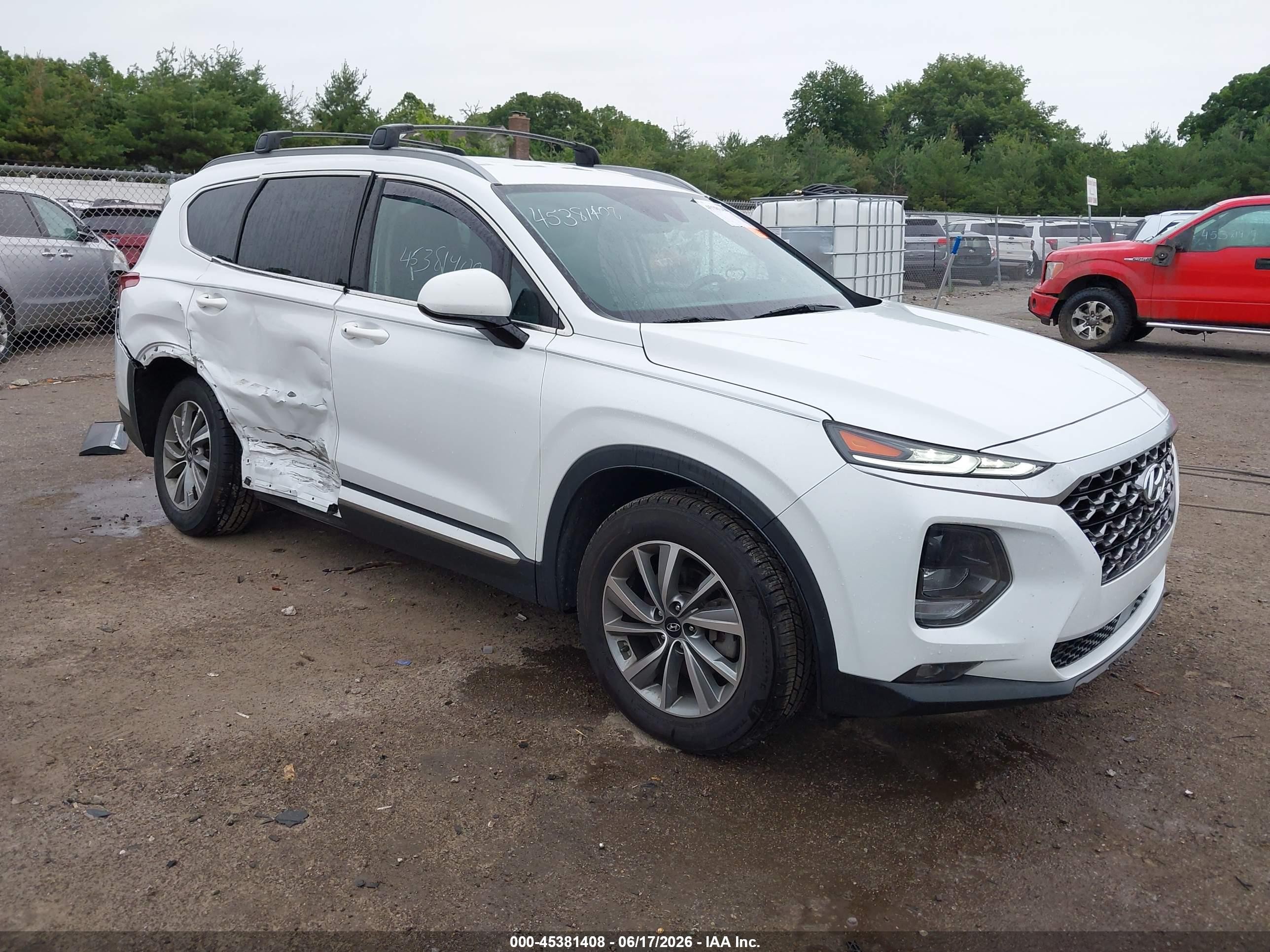 2020 Hyundai Santa Fe SEL, VIN 5NMS3CAD6LH197179 — Side