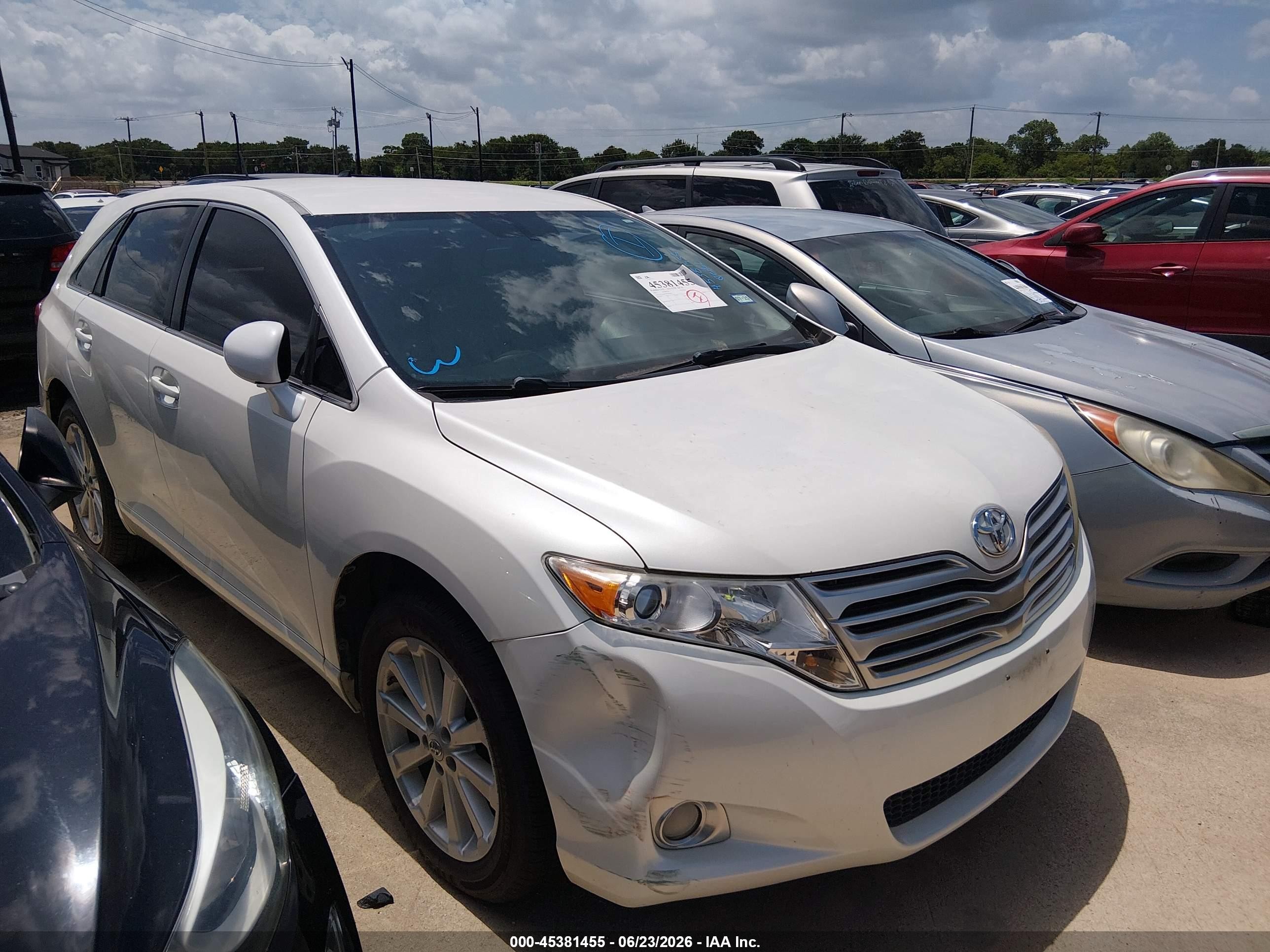 2011 Toyota Venza, VIN 4T3ZA3BB7BU043852 — Normal wear