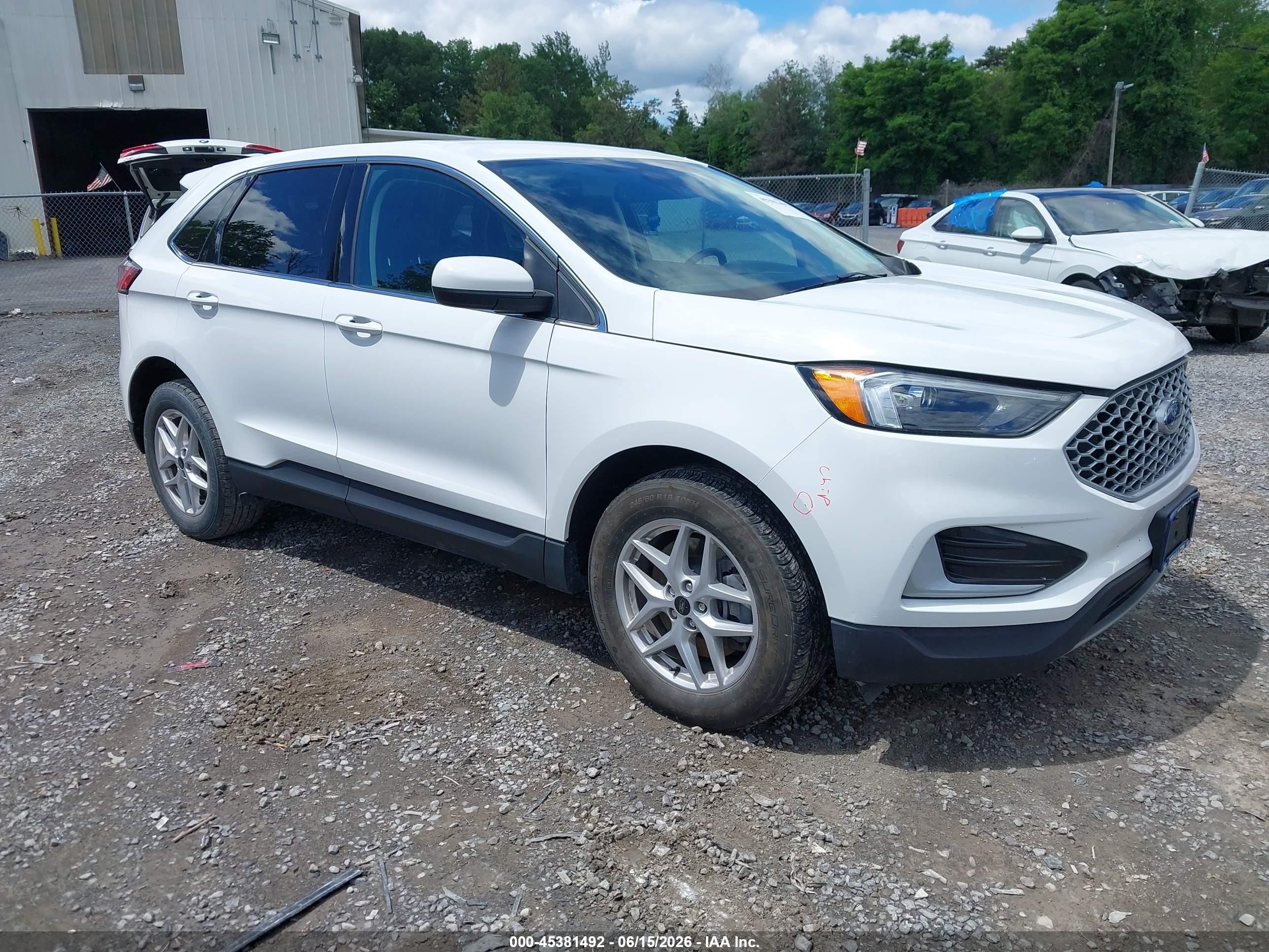 2023 Ford Edge SEL, VIN 2FMPK4J9XPBA46940 — Front end