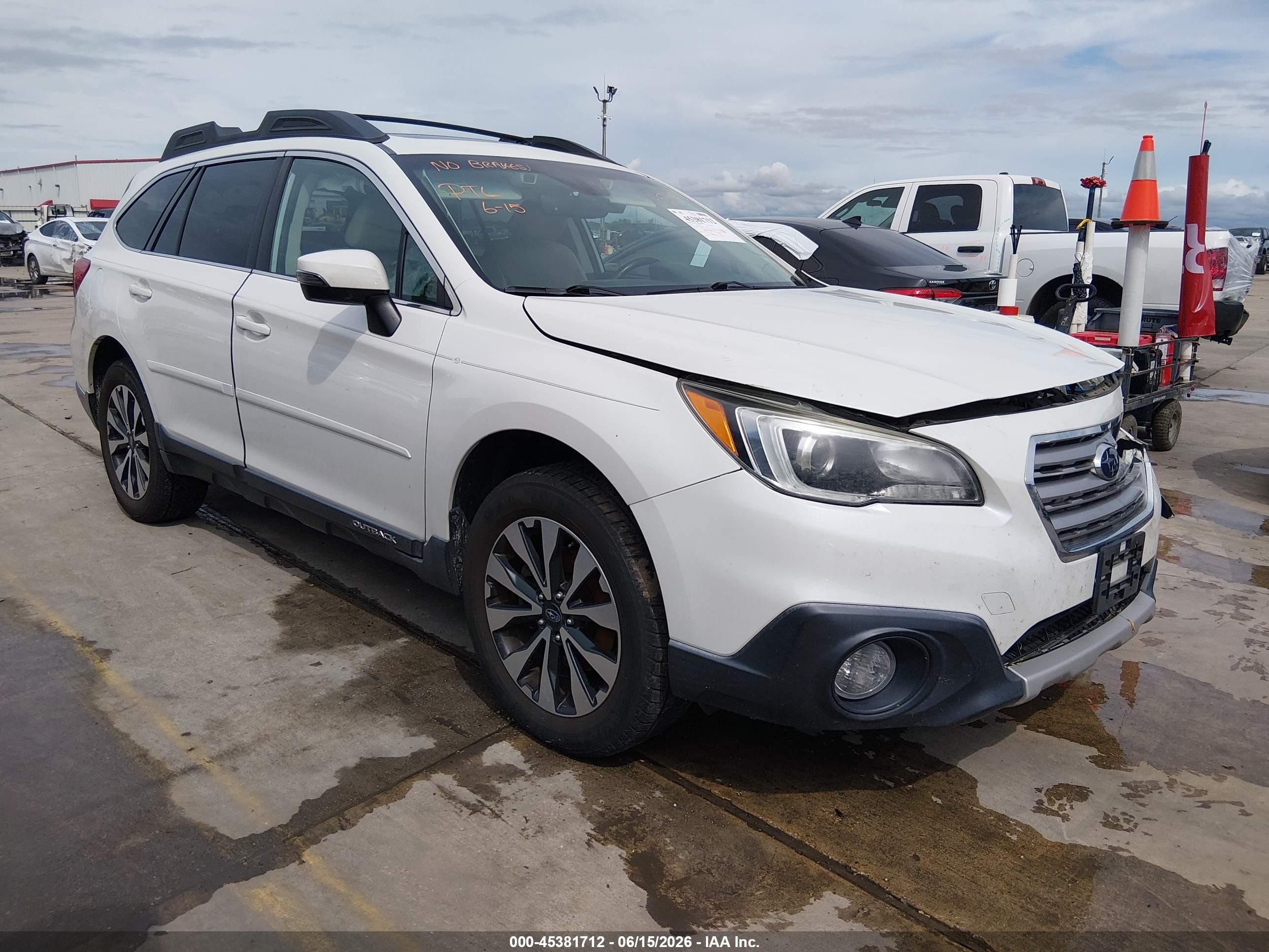 2017 Subaru Outback Limited, VIN 4S4BSANC1H3269027 — Front end