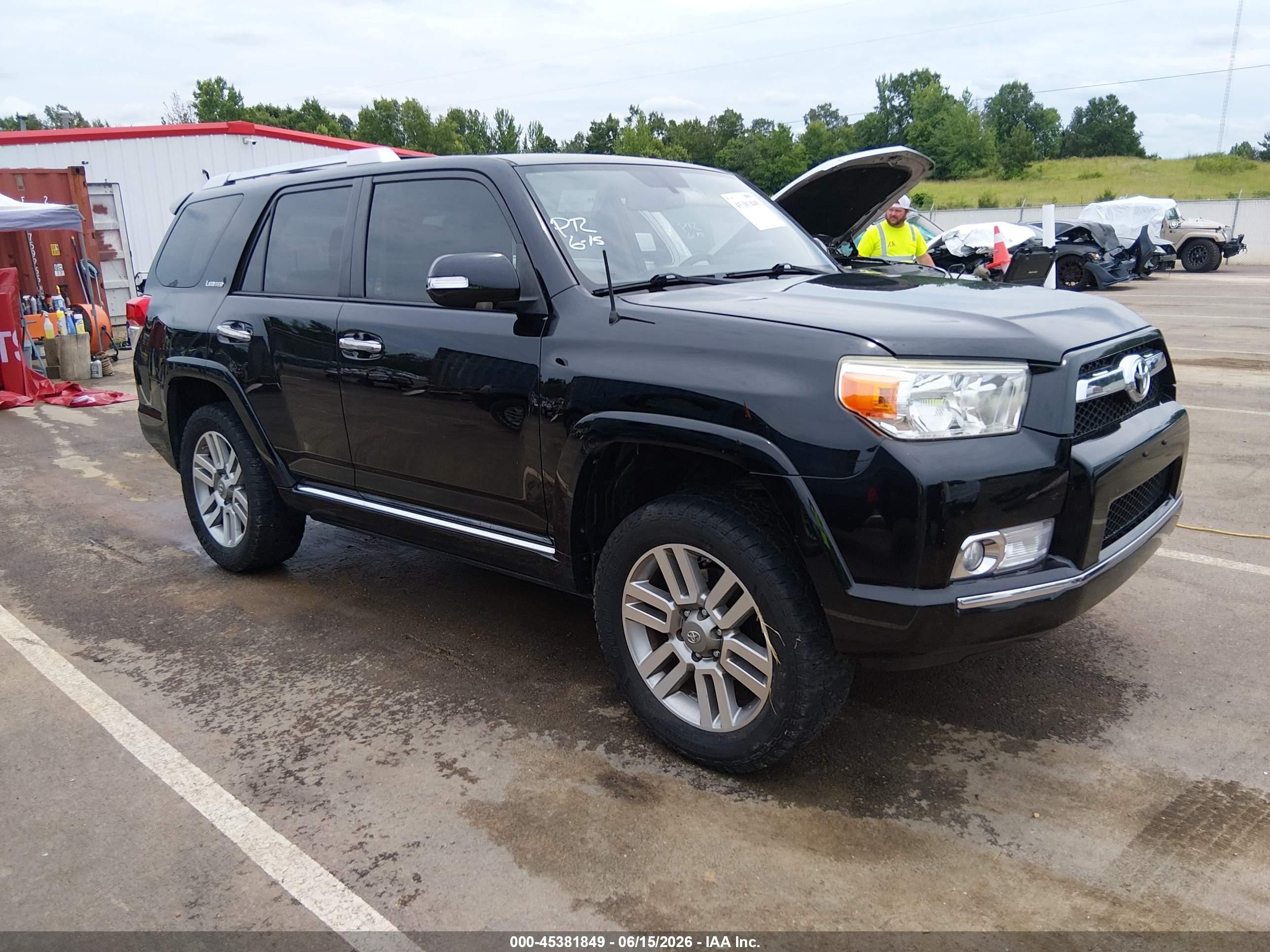 2012 Toyota 4Runner SR5, VIN JTEBU5JR2C5083022 — Side