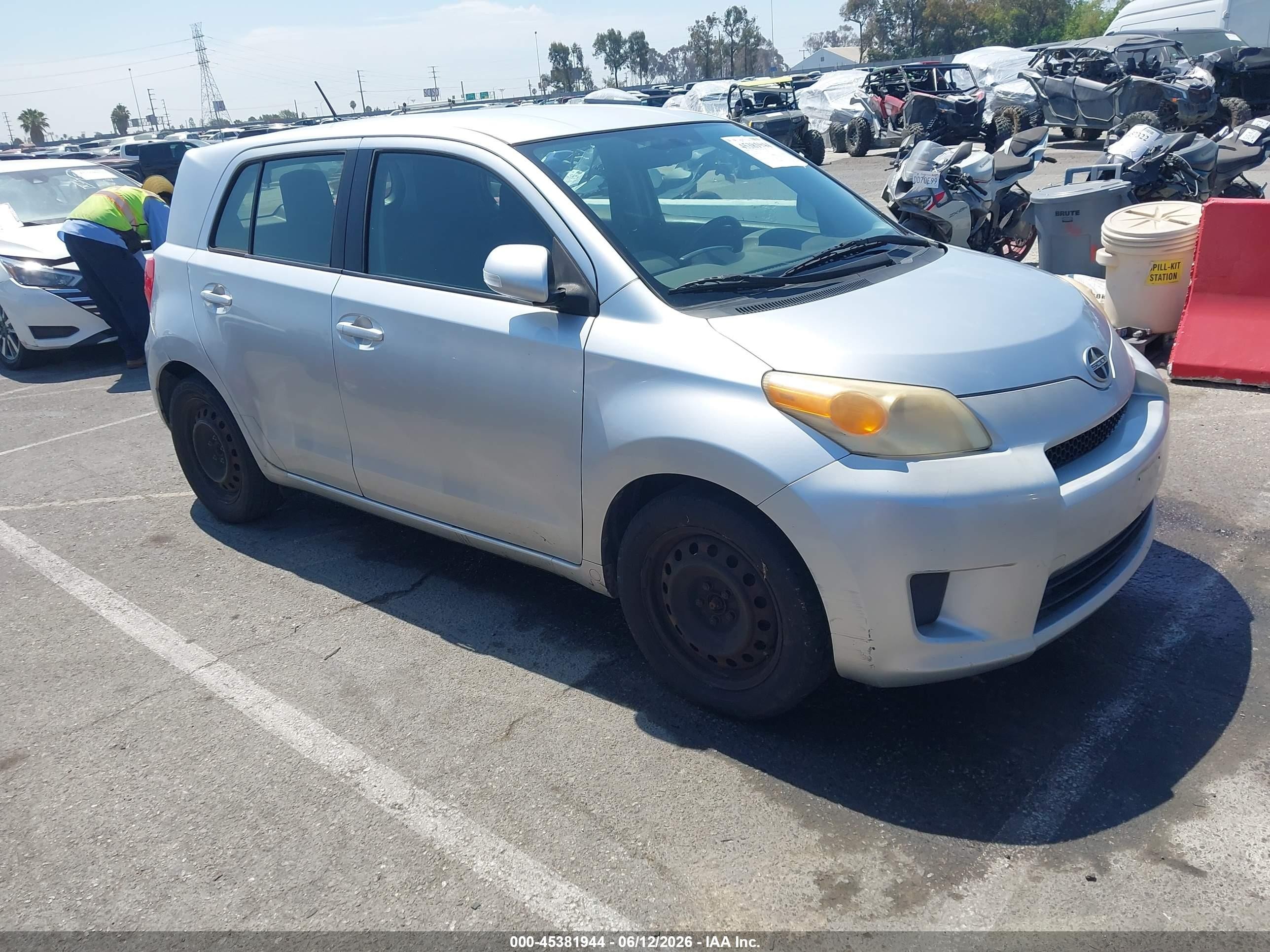 2011 Scion xD, VIN JTKKU4B41B1013494 — Обычный износ