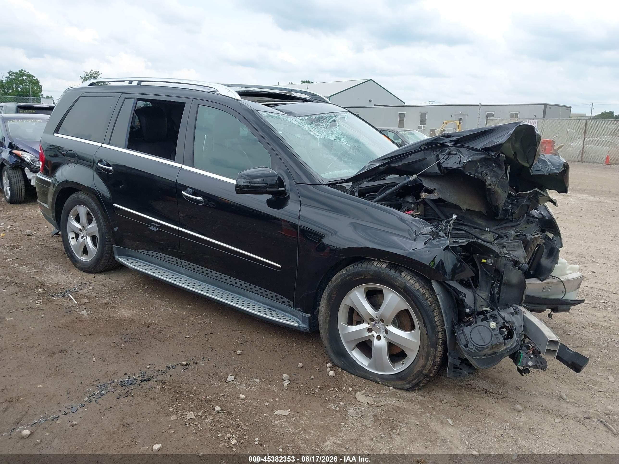 2011 Mercedes-Benz GL 450, VIN 4JGBF7BE6BA661730 — Rollover