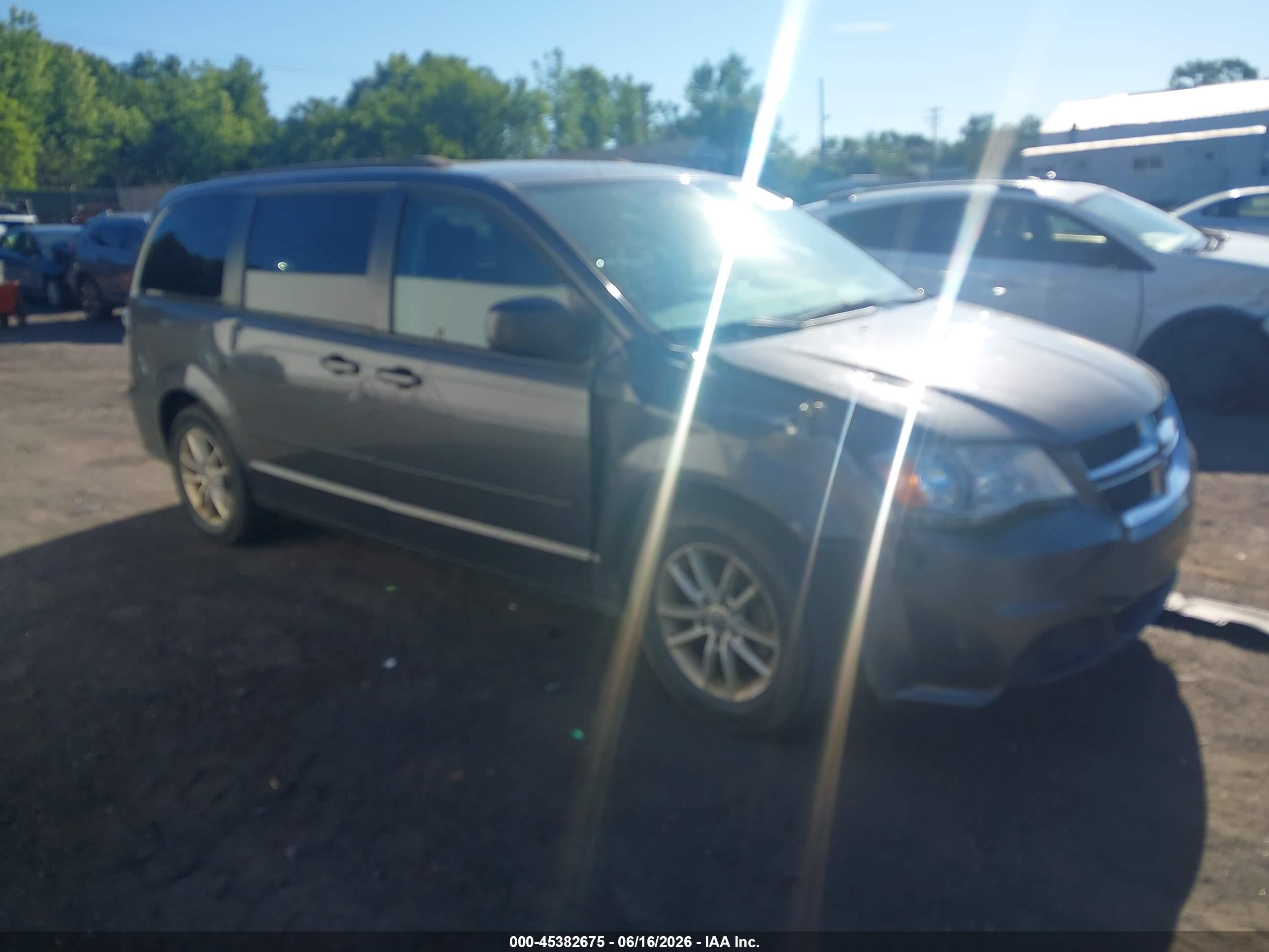 2016 Dodge Grand Caravan SXT Plus, VIN 2C4RDGCG5GR369546 — All over
