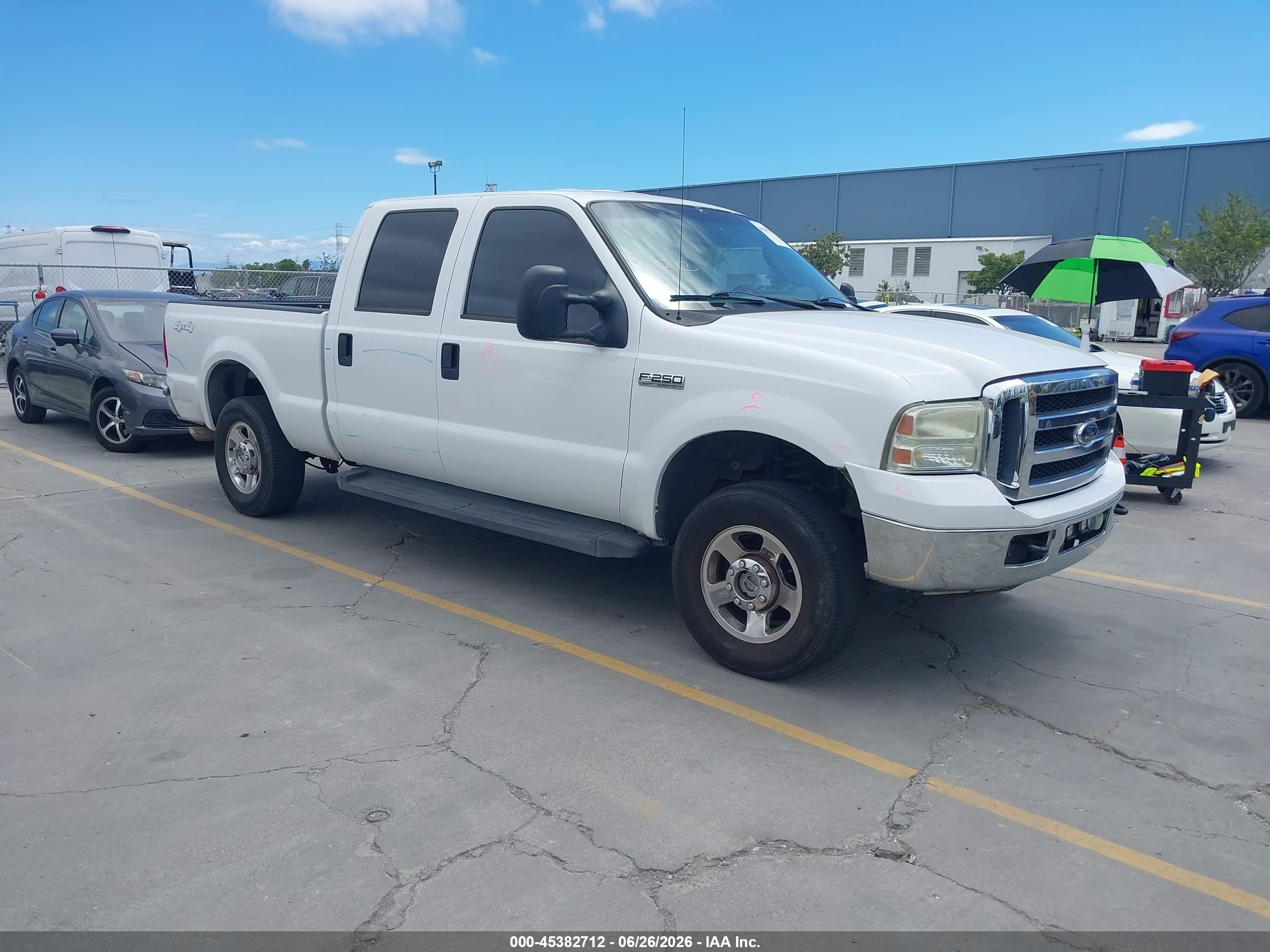 2006 Ford F-250 XL, VIN 1FTSW21506EA55556 — Rear end