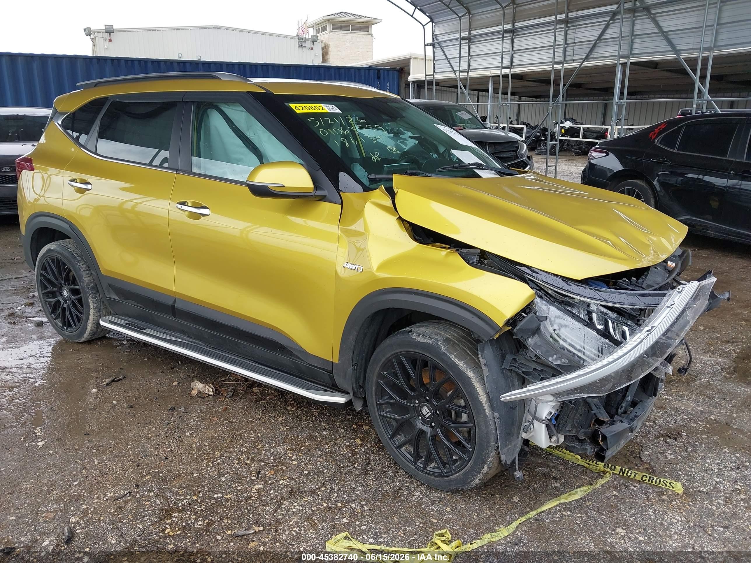 2021 Kia Seltos SX, VIN KNDETCA20M7186134 — All over