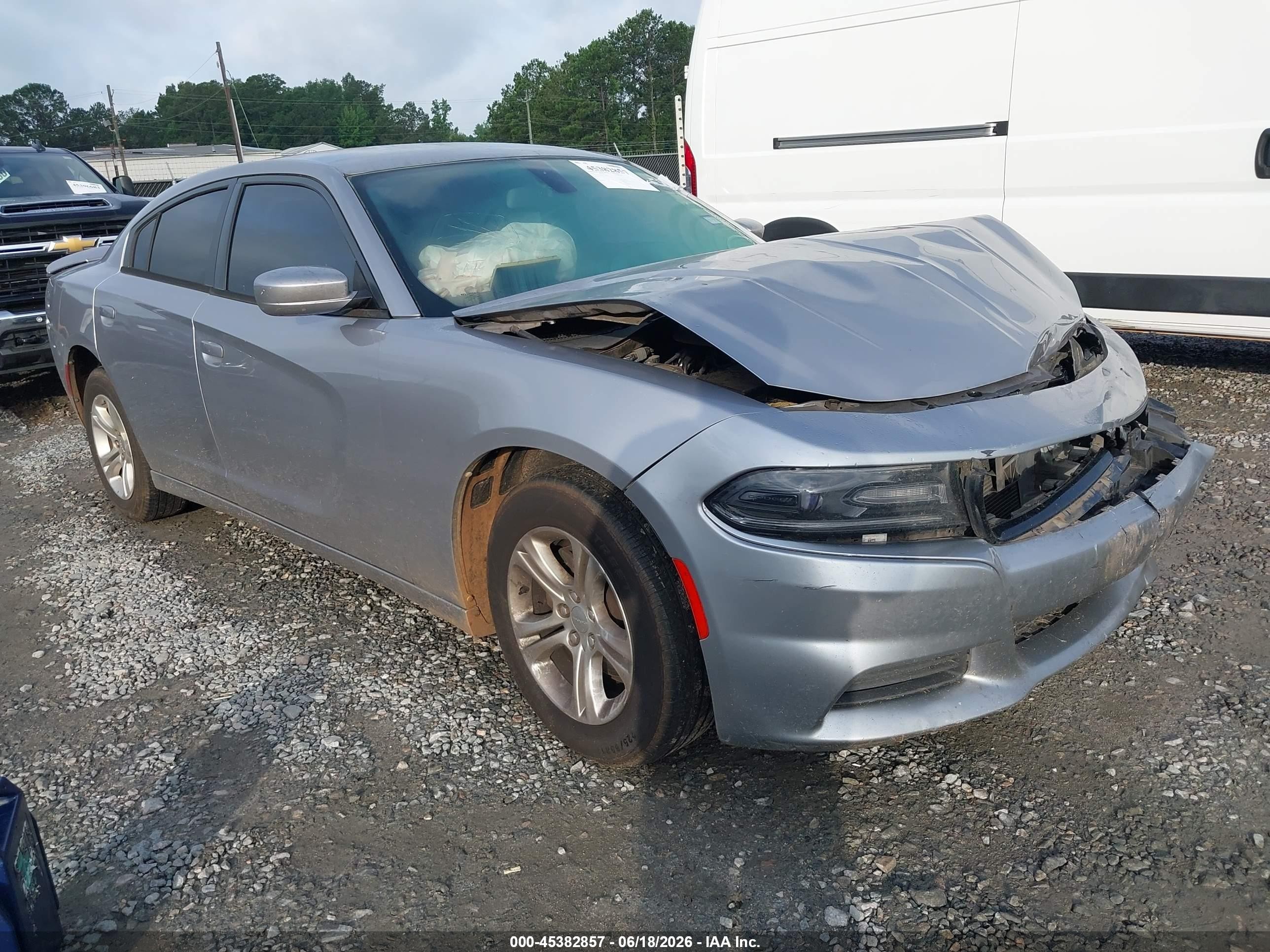 2015 Dodge Charger SE, VIN 2C3CDXBG0FH789991 — Front end