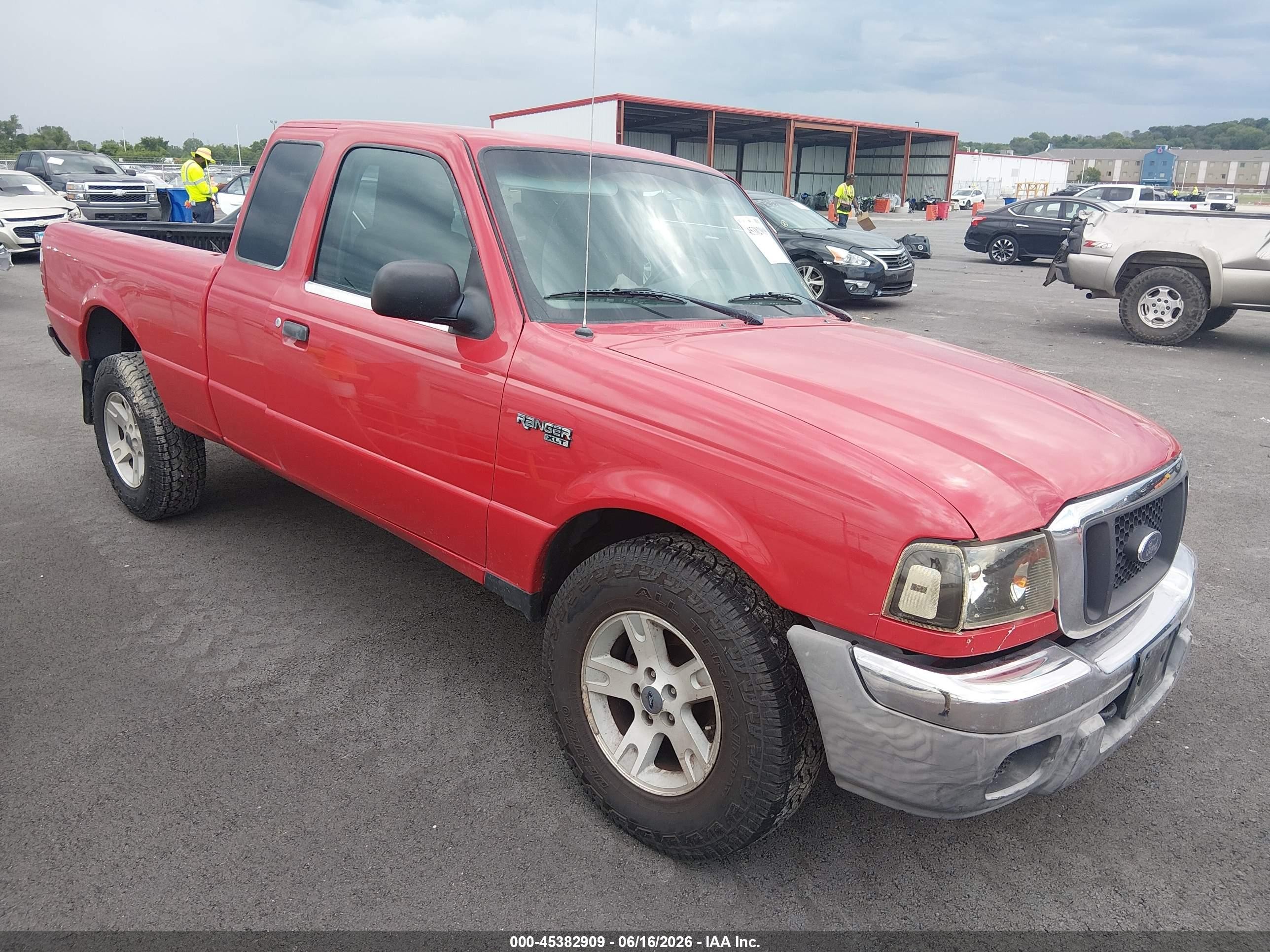 2004 Ford Ranger XL Fleet, VIN 1FTZR15E74PB62454 — Side