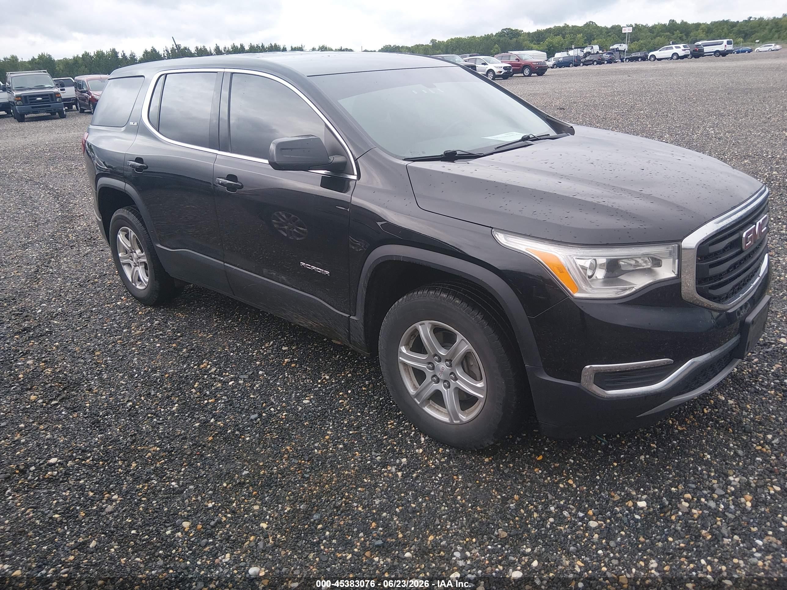 2019 GMC Acadia SLE, VIN 1GKKNRLAXKZ263098 — Normal wear