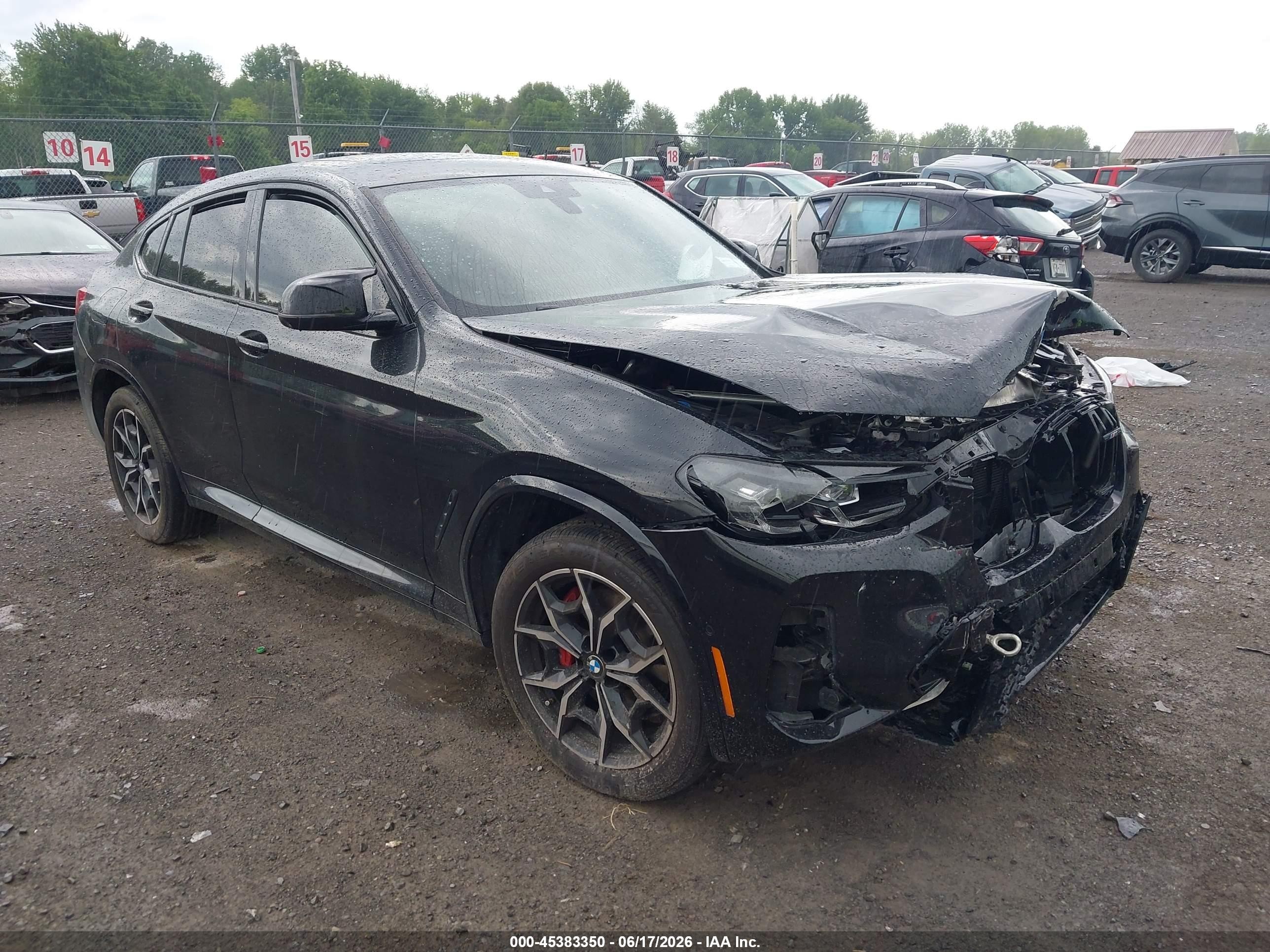 2024 BMW X4 M40i, VIN 5UX43DT0XR9V10813 — Перед