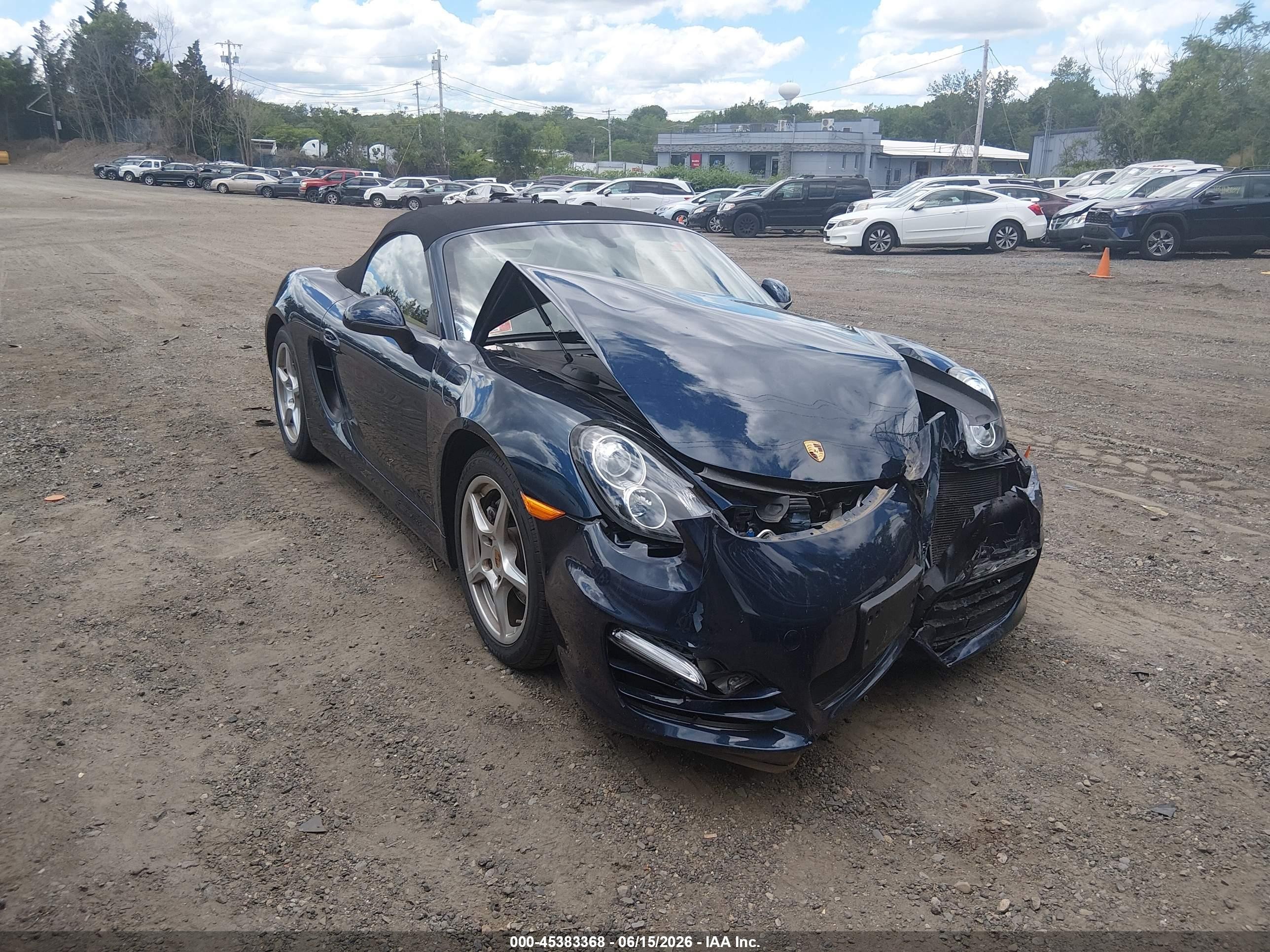 2013 Porsche Boxster, VIN WP0CA2A83DS113980 — Front end