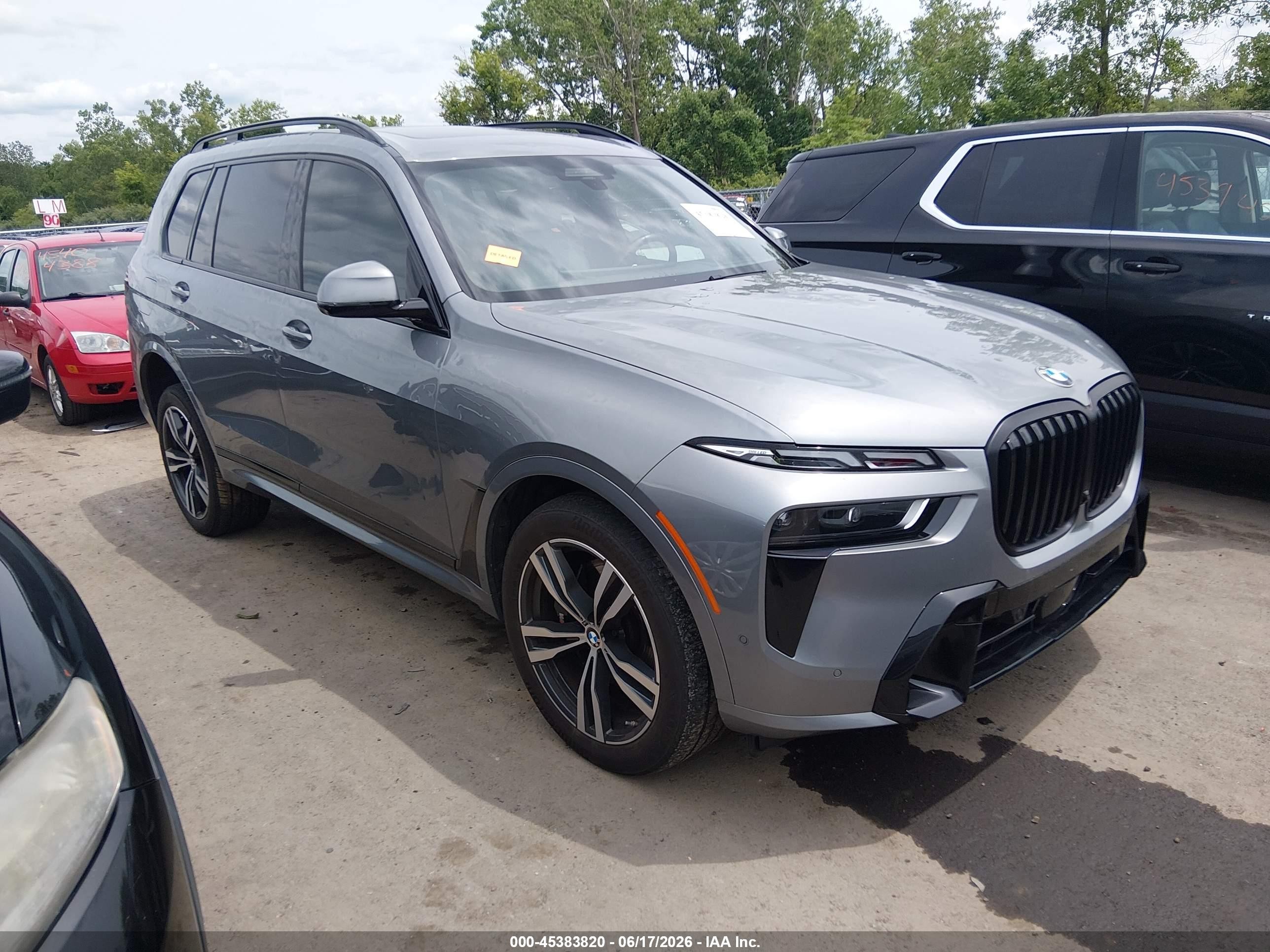 2023 BMW X7 xDrive40i, VIN 5UX23EM03P9S00897 — Hail