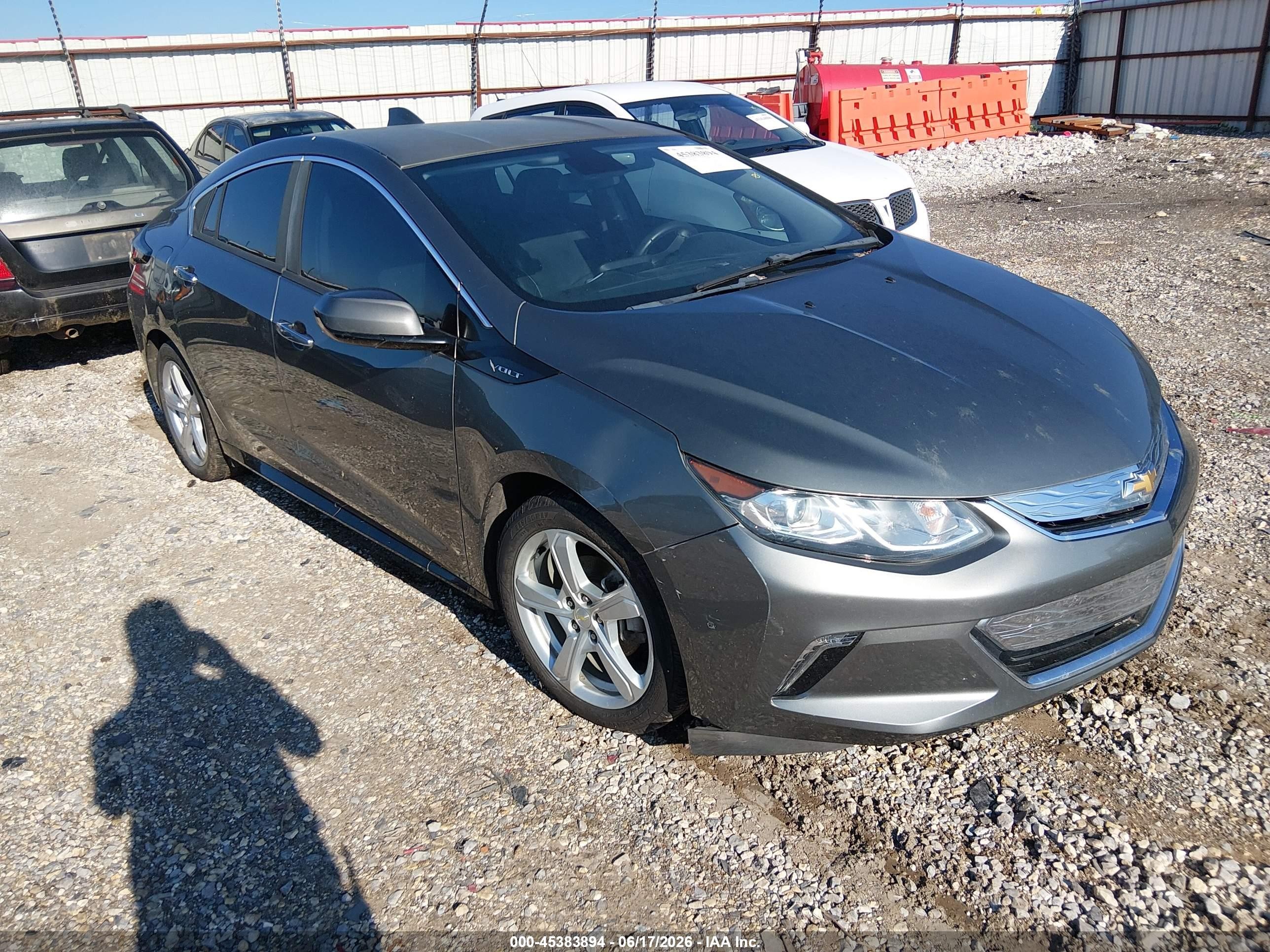 2017 Chevrolet Volt LT, VIN 1G1RC6S58HU111581 — Normal wear
