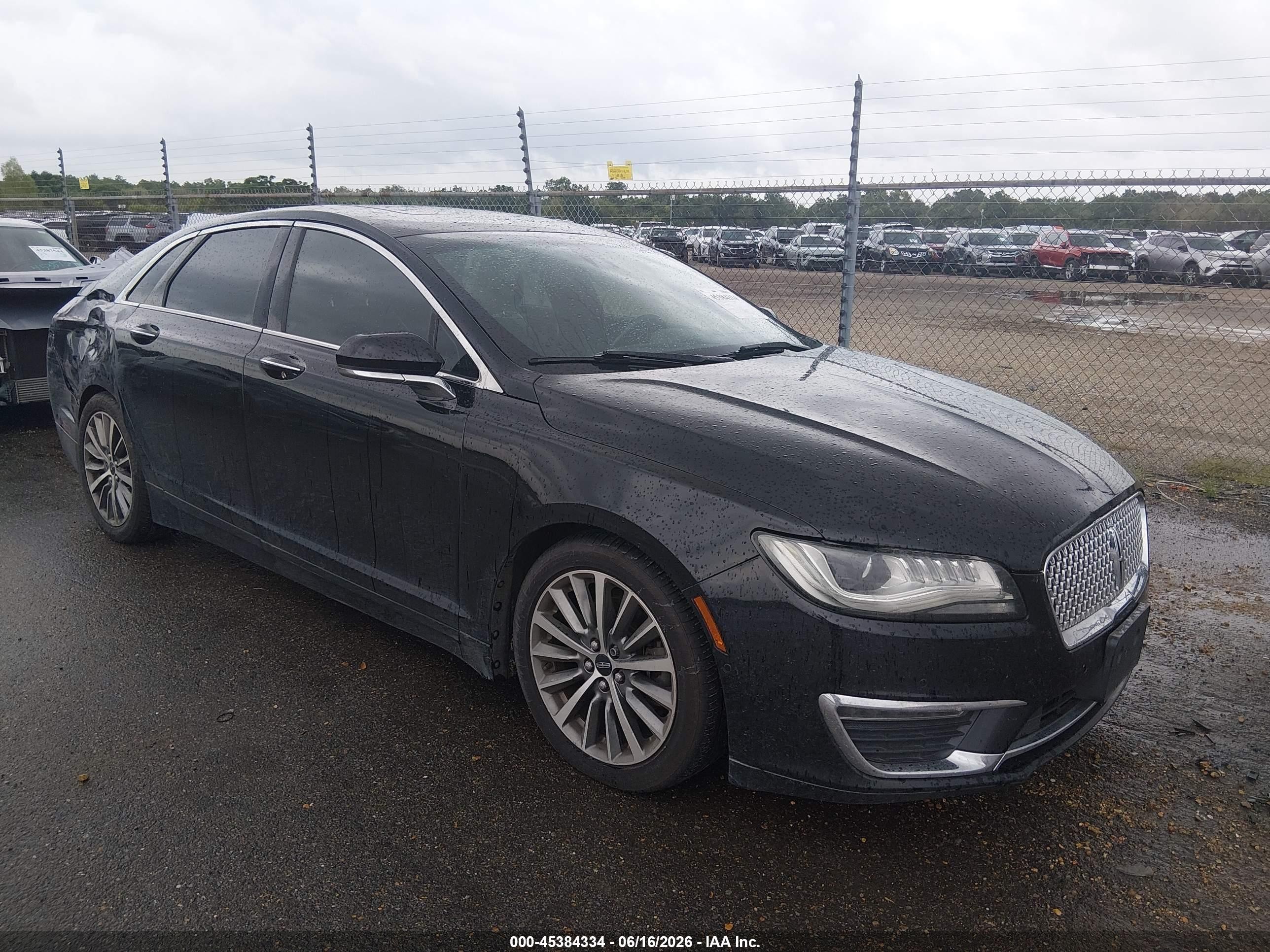 2017 Lincoln MKZ Select, VIN 3LN6L5C93HR601063 — Rear end