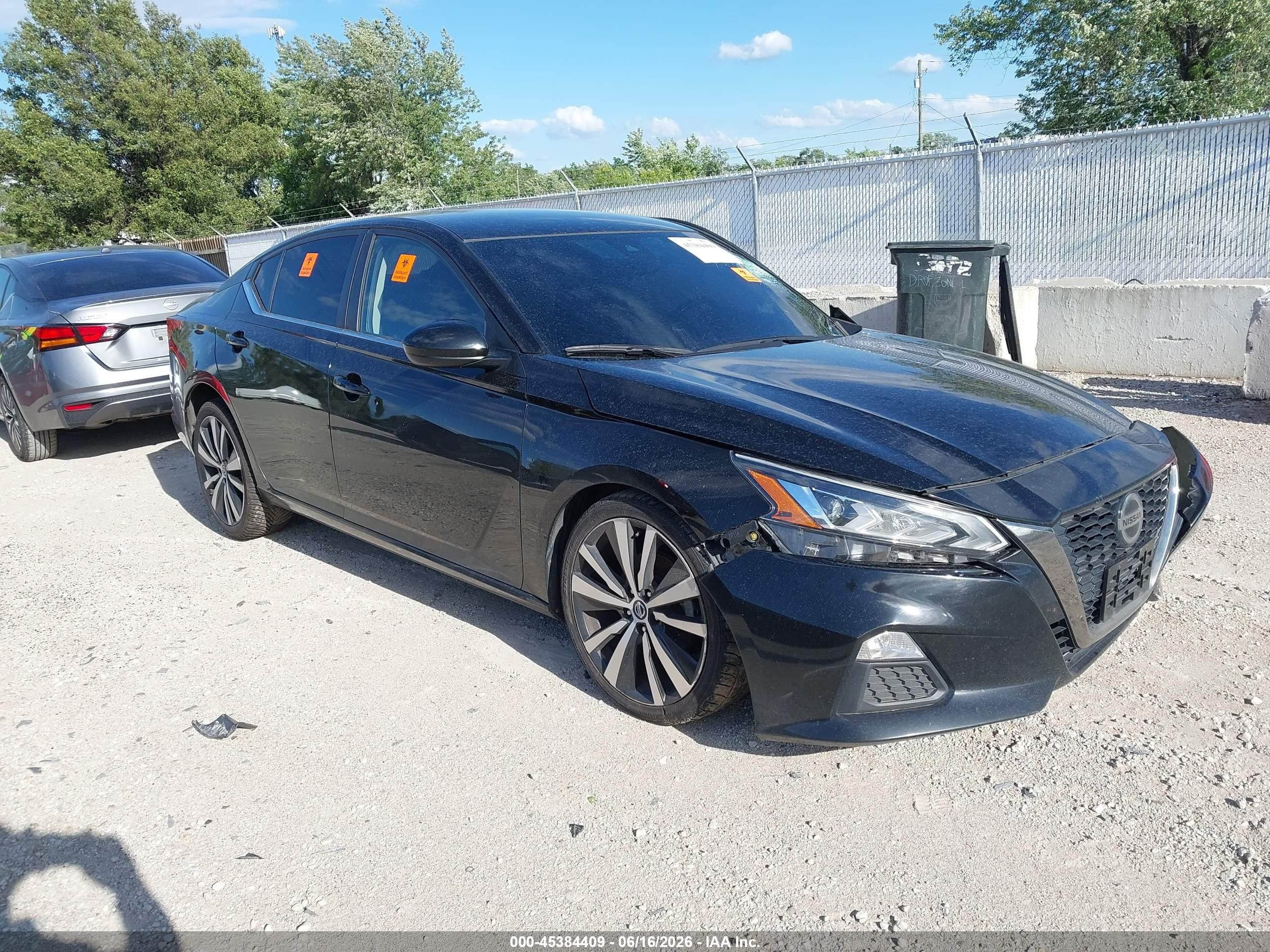 2022 Nissan Altima SR, VIN 1N4BL4CV9NN315085 — Biohazard / chemical