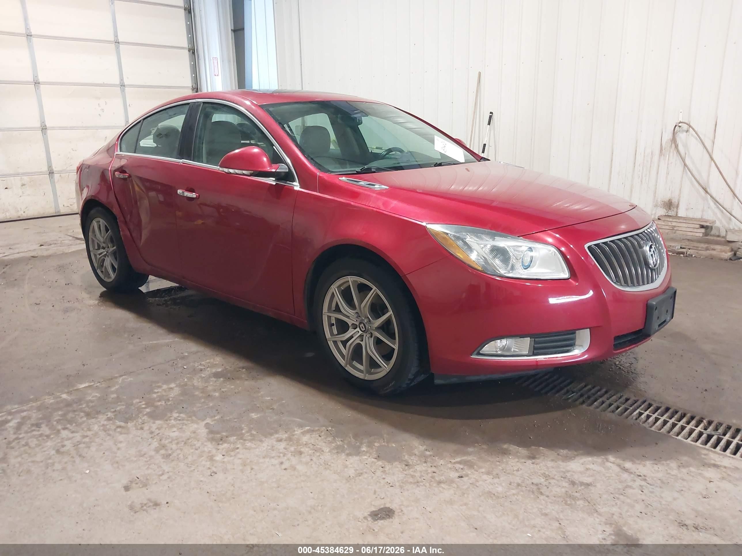 2013 Buick Regal Turbo Premium 2, VIN 2G4GT5GV1D9249600 — Зад