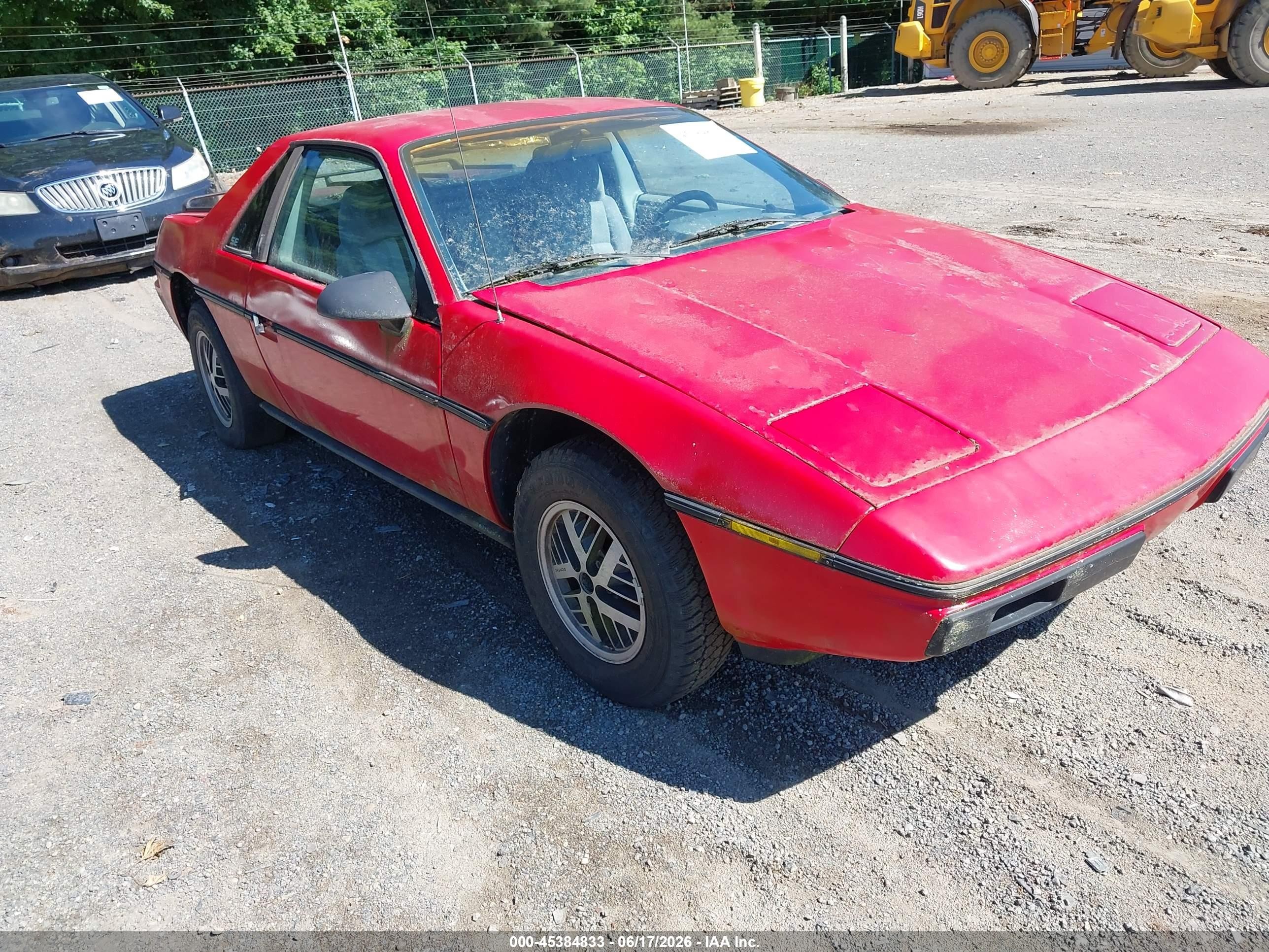 1984 Pontiac Fiero, VIN 1G2AF37R9EP208289 — Normal wear