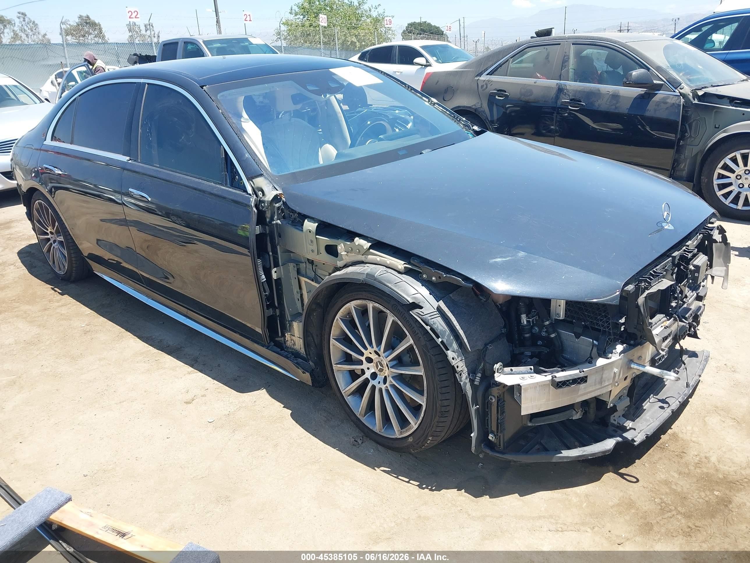 2021 Mercedes-Benz S 580, VIN W1K6G7GB4MA050864 — Side