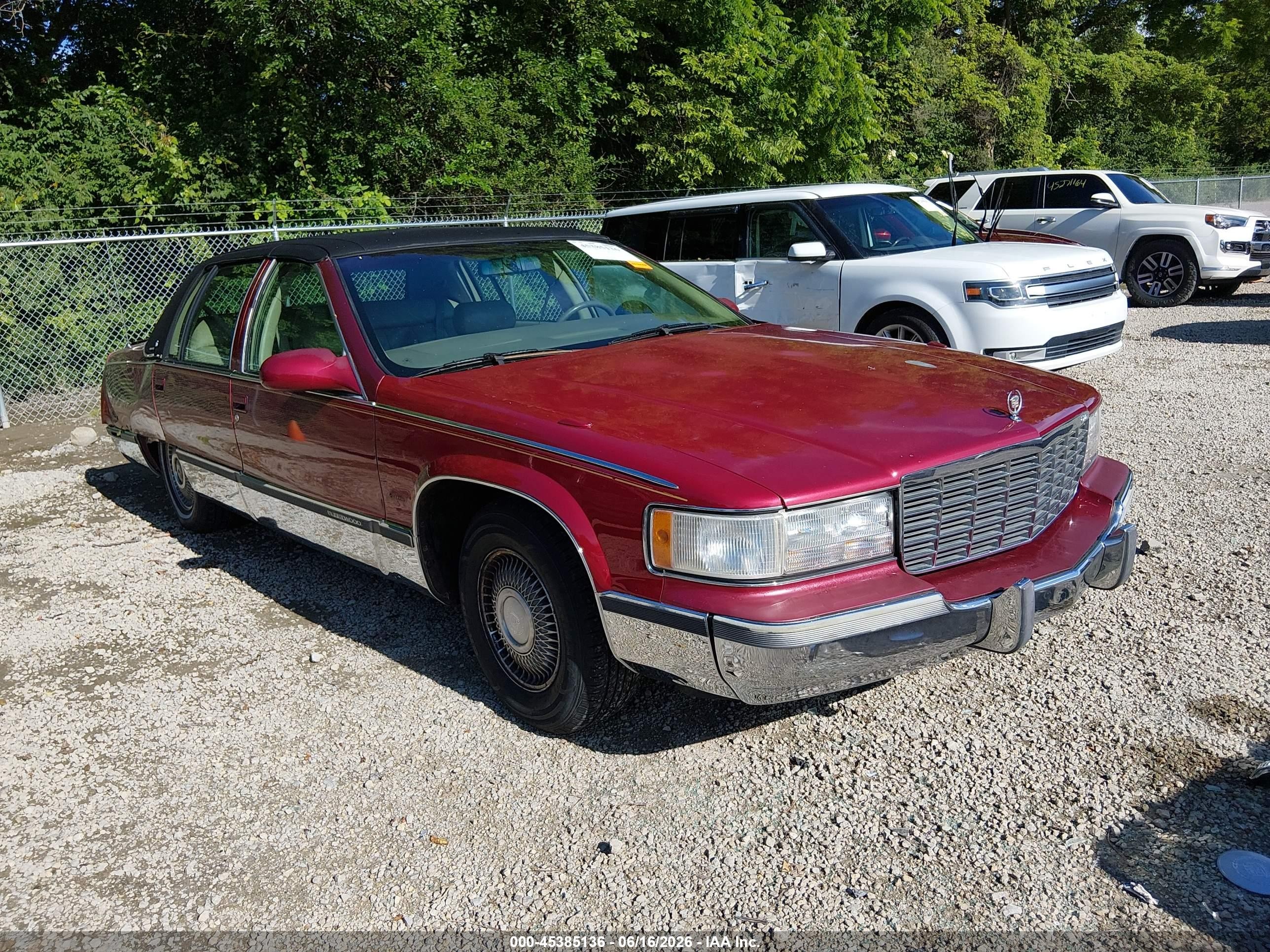 1995 Cadillac Fleetwood, VIN 1G6DW52P3SR707506 — Rear end