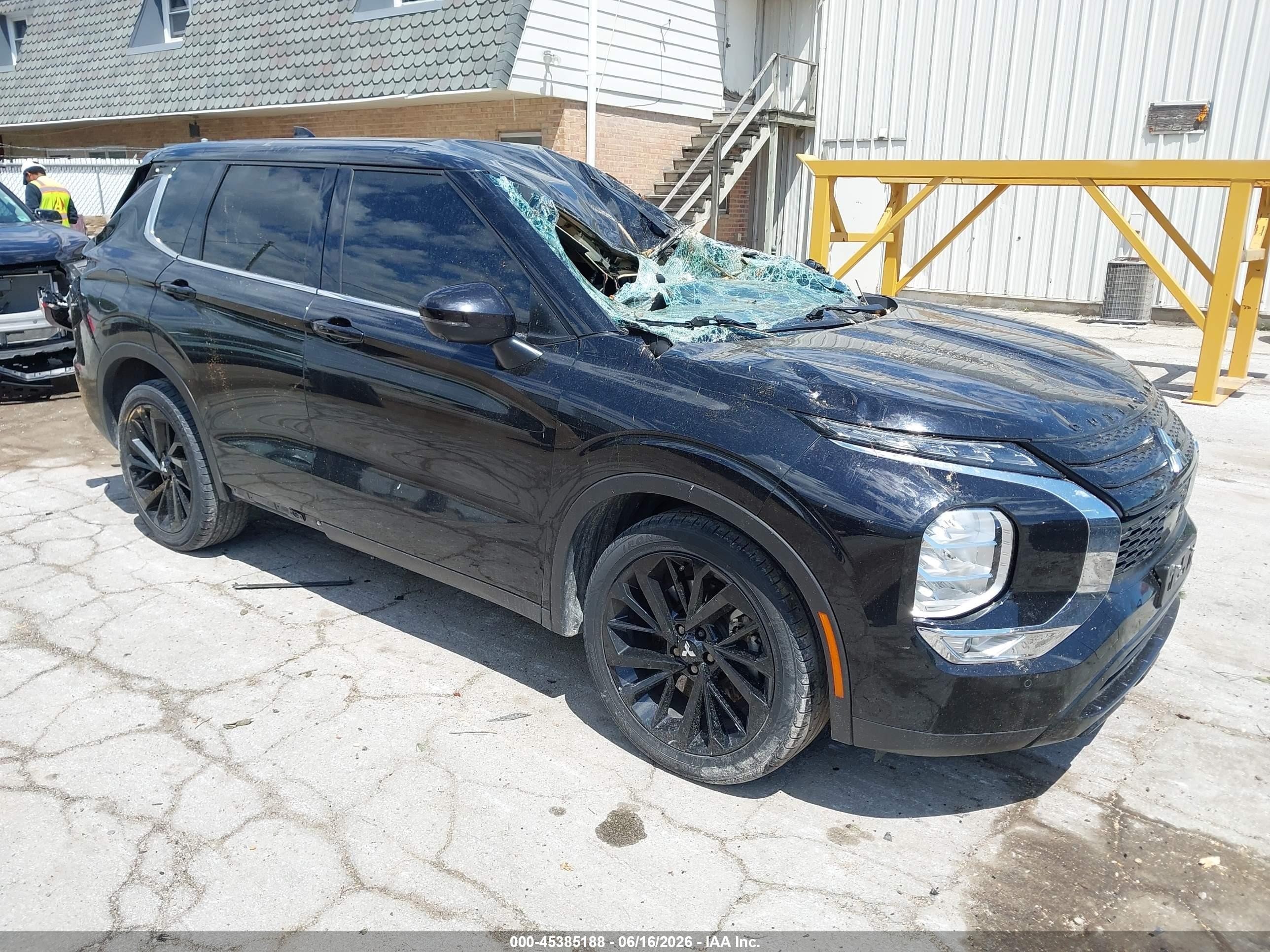2023 Mitsubishi Outlander SE, VIN JA4J3UA81PZ034746 — Крыша