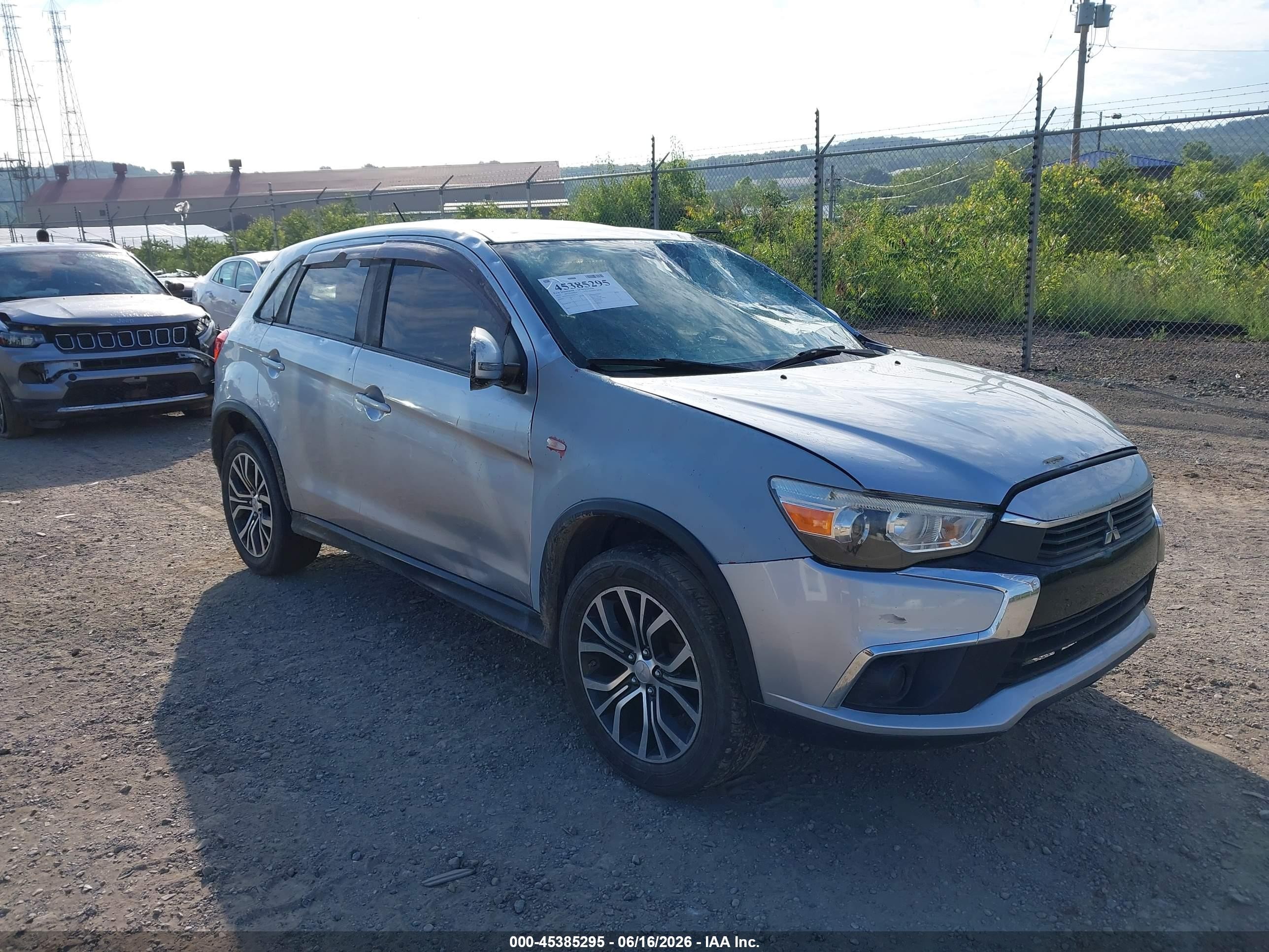 2016 Mitsubishi Outlander ES, VIN JA4AR3AU1GZ054324 — Крыша