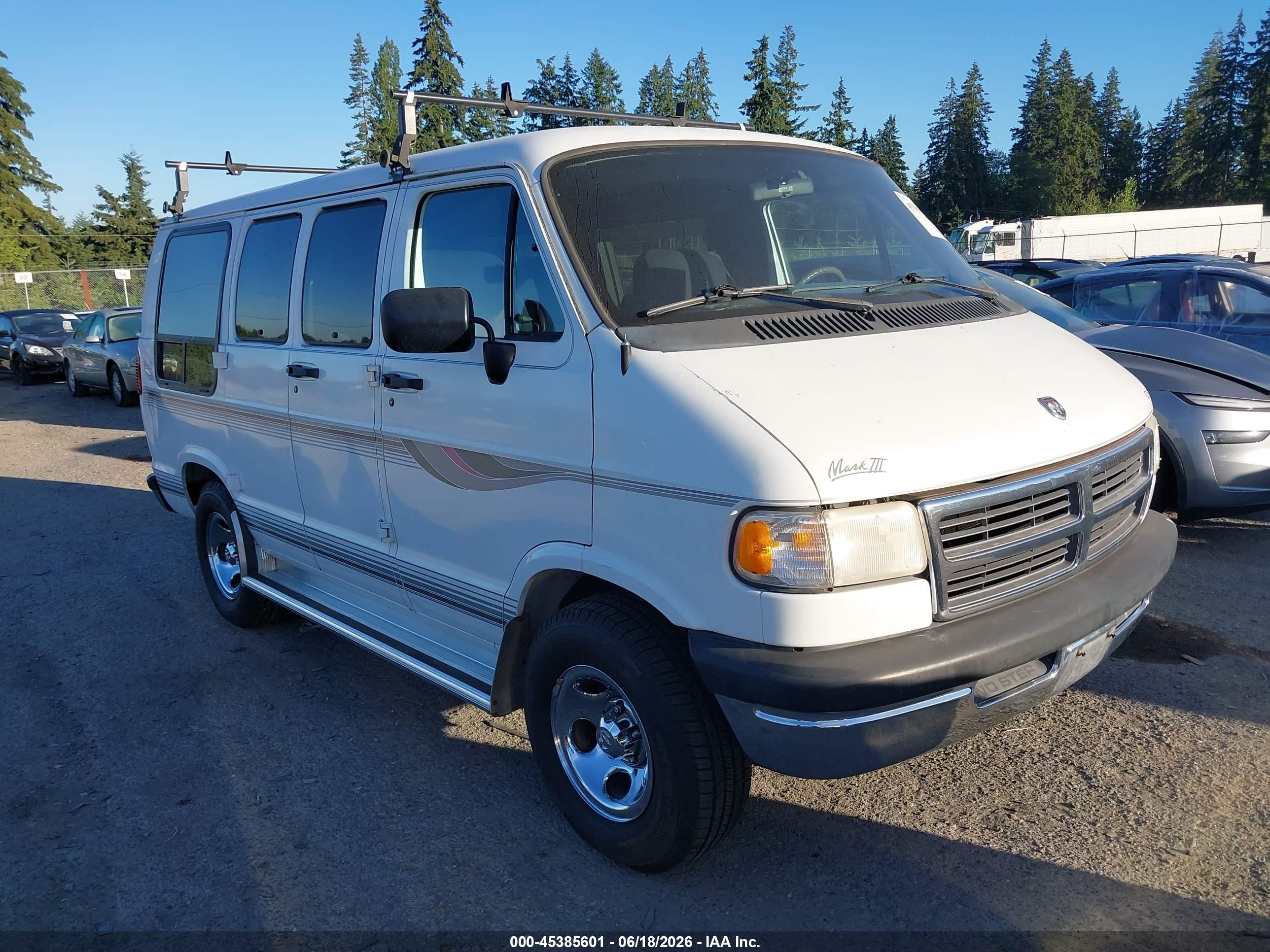 1996 Dodge Cargo, VIN 2B6HB21X9TK177206 — Rear end