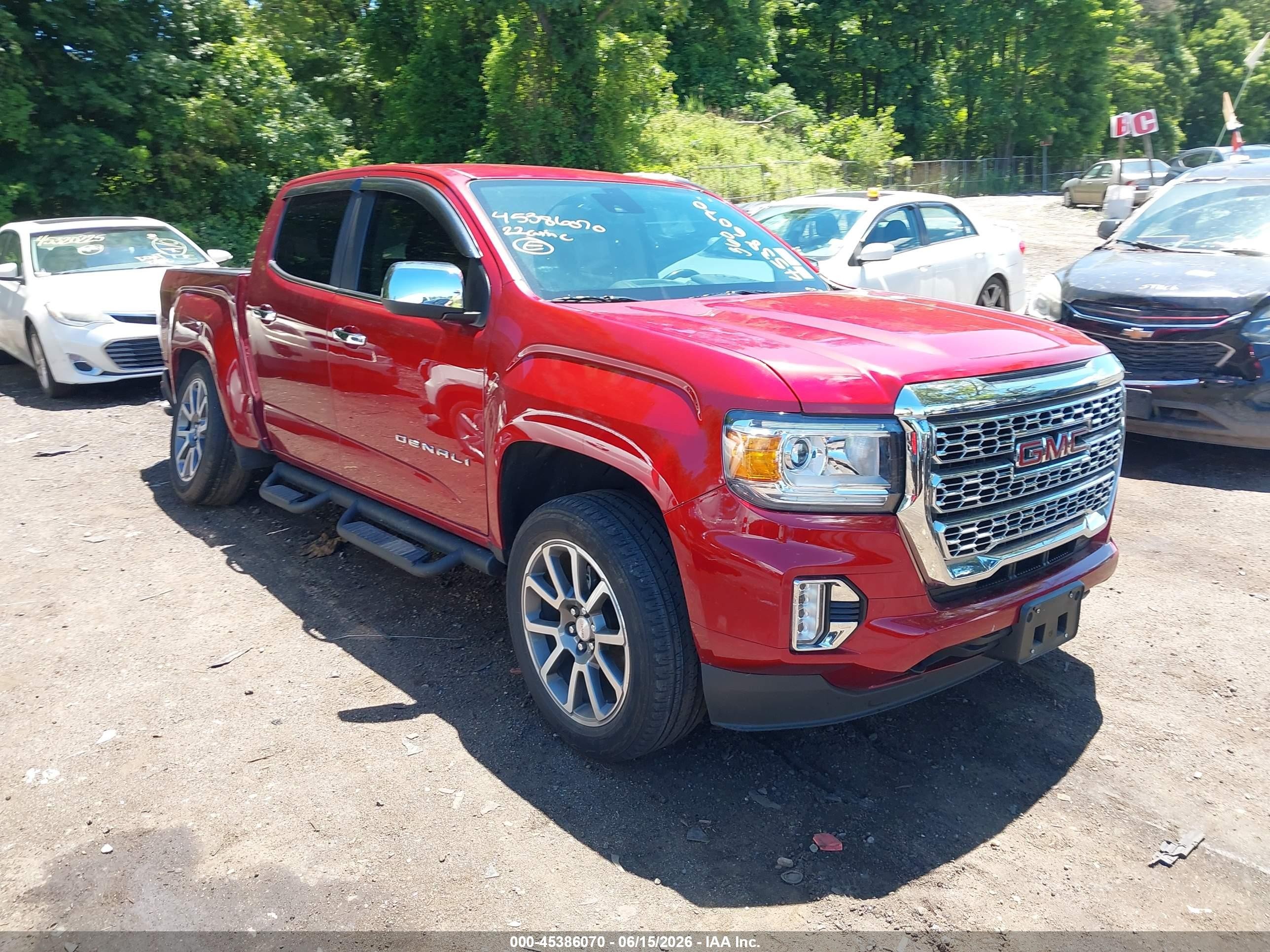 2022 GMC Canyon 4WD Denali, VIN 1GTG6EENXN1117858 — Rear end