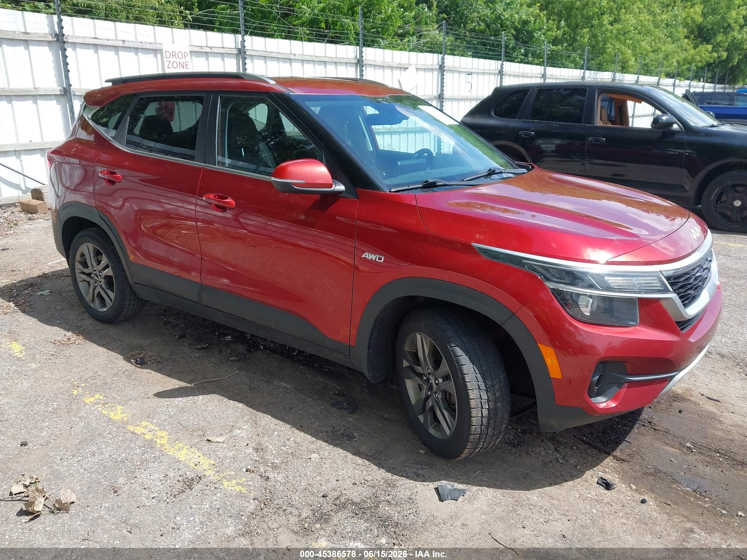2022 Kia Seltos S, VIN KNDEUCAA8N7272118 — Side