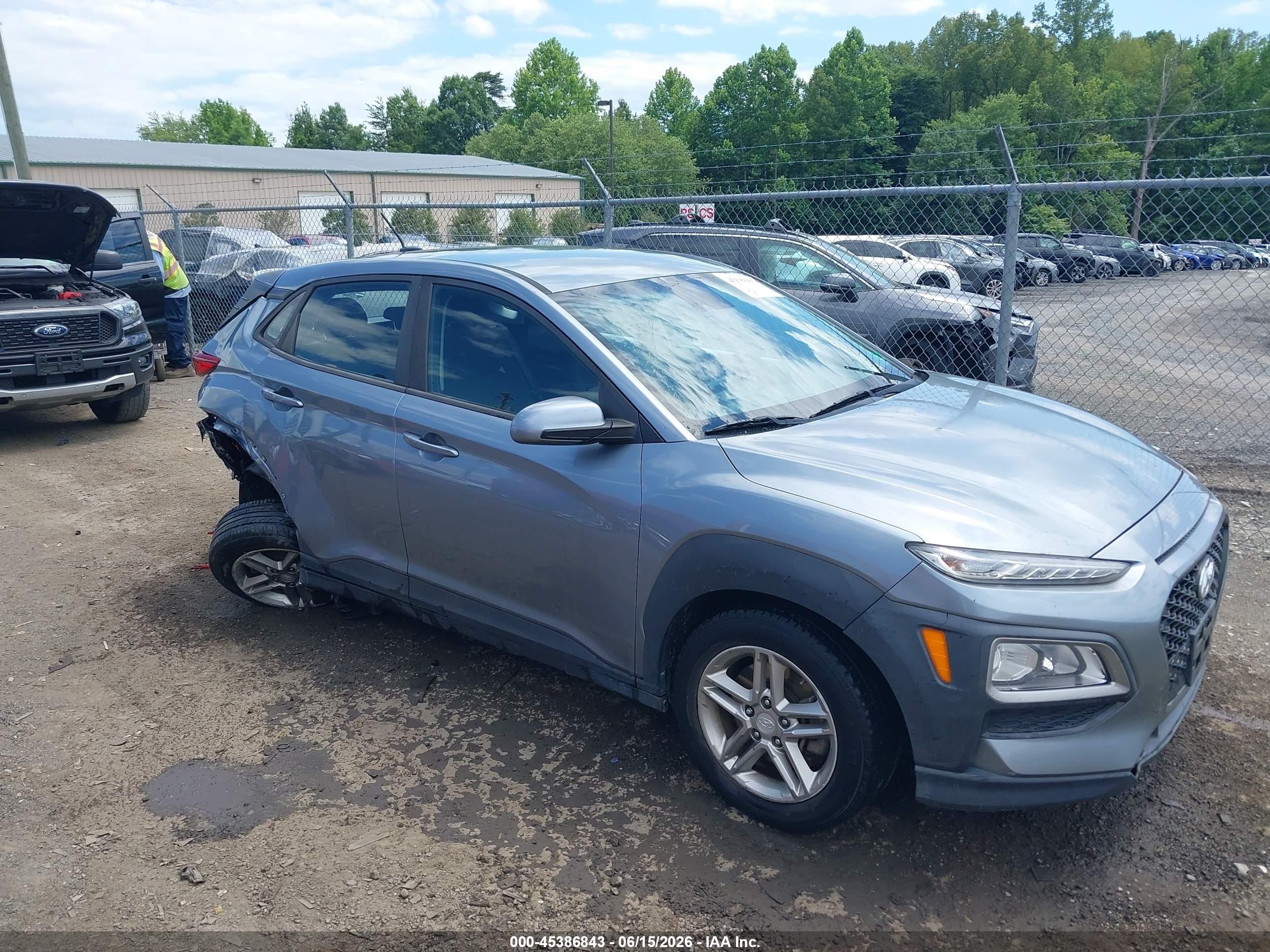 2019 Hyundai Kona SE, VIN KM8K1CAAXKU280242 — Rear end