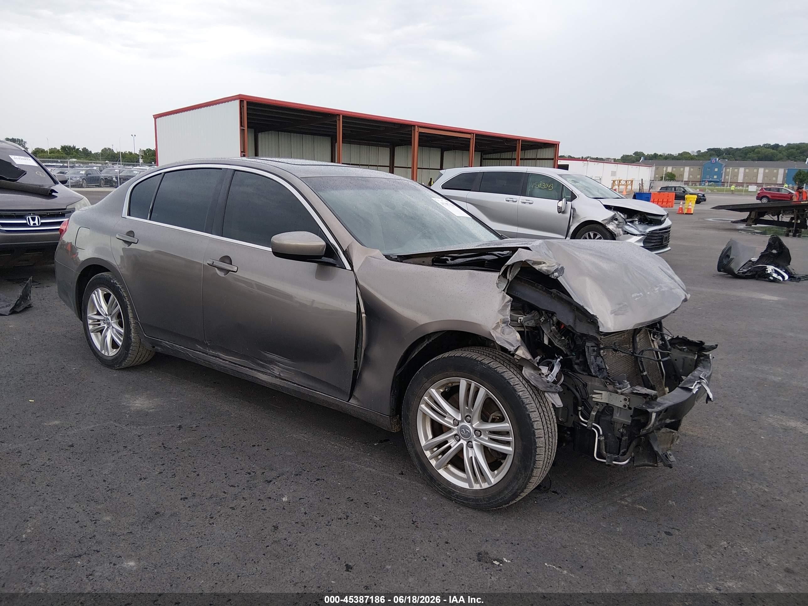 2010 Infiniti G37 x, VIN JN1CV6AR9AM452394 — Front end