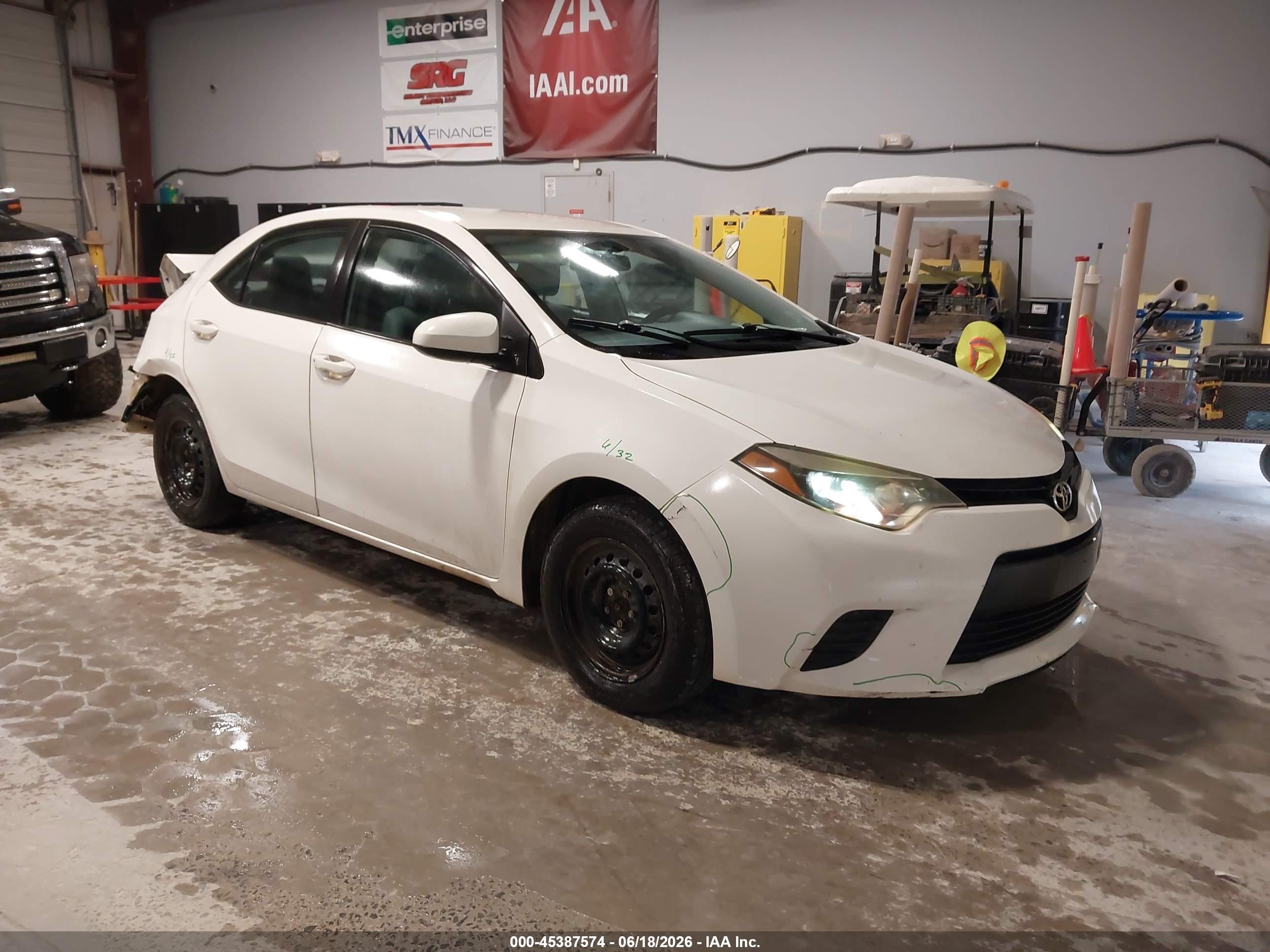 2014 Toyota Corolla LE, VIN 2T1BURHE4EC026342 — Rear end