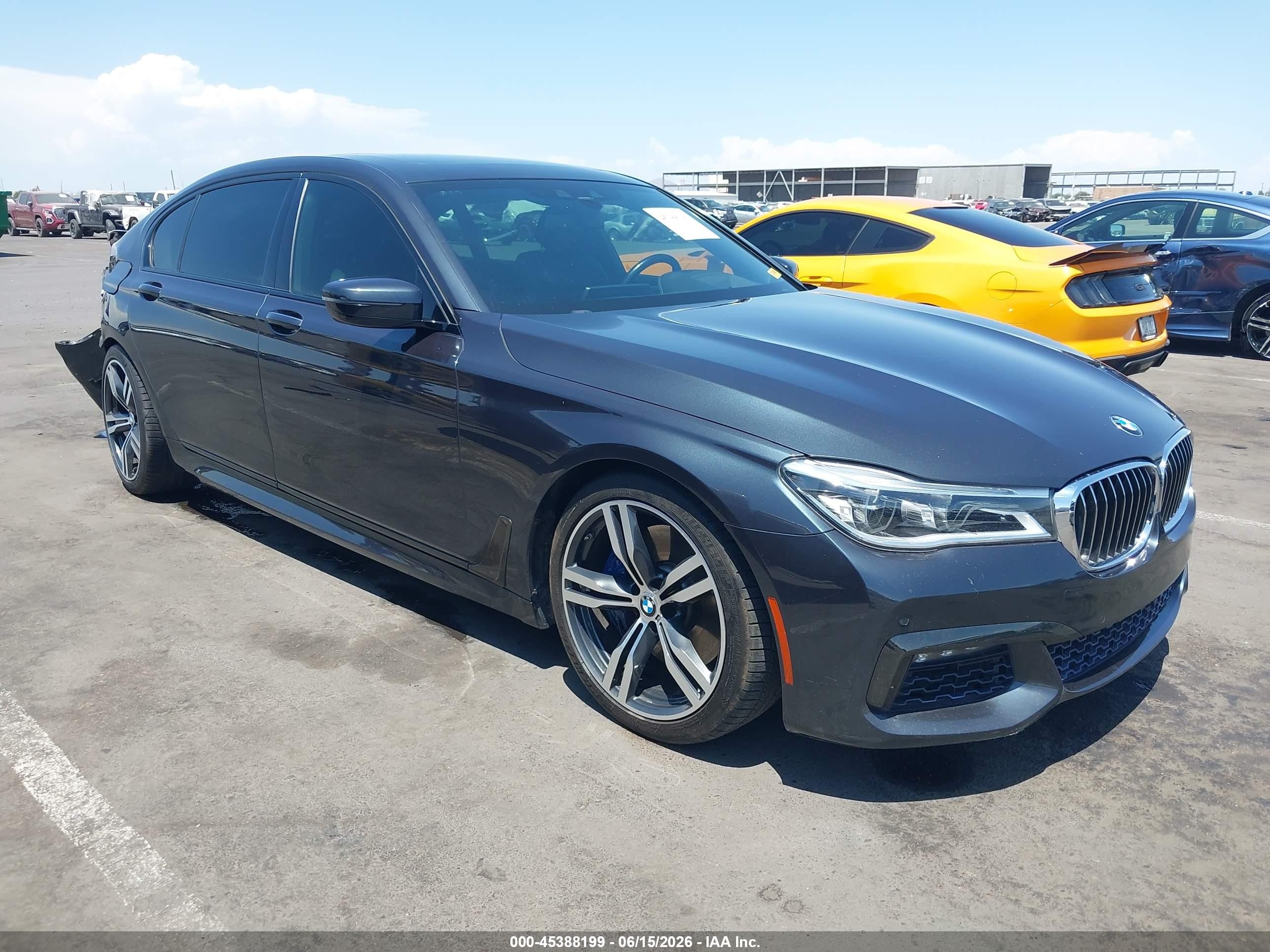 2018 BMW 7 Series 750i, VIN WBA7F0C54JGM22590 — Rear end