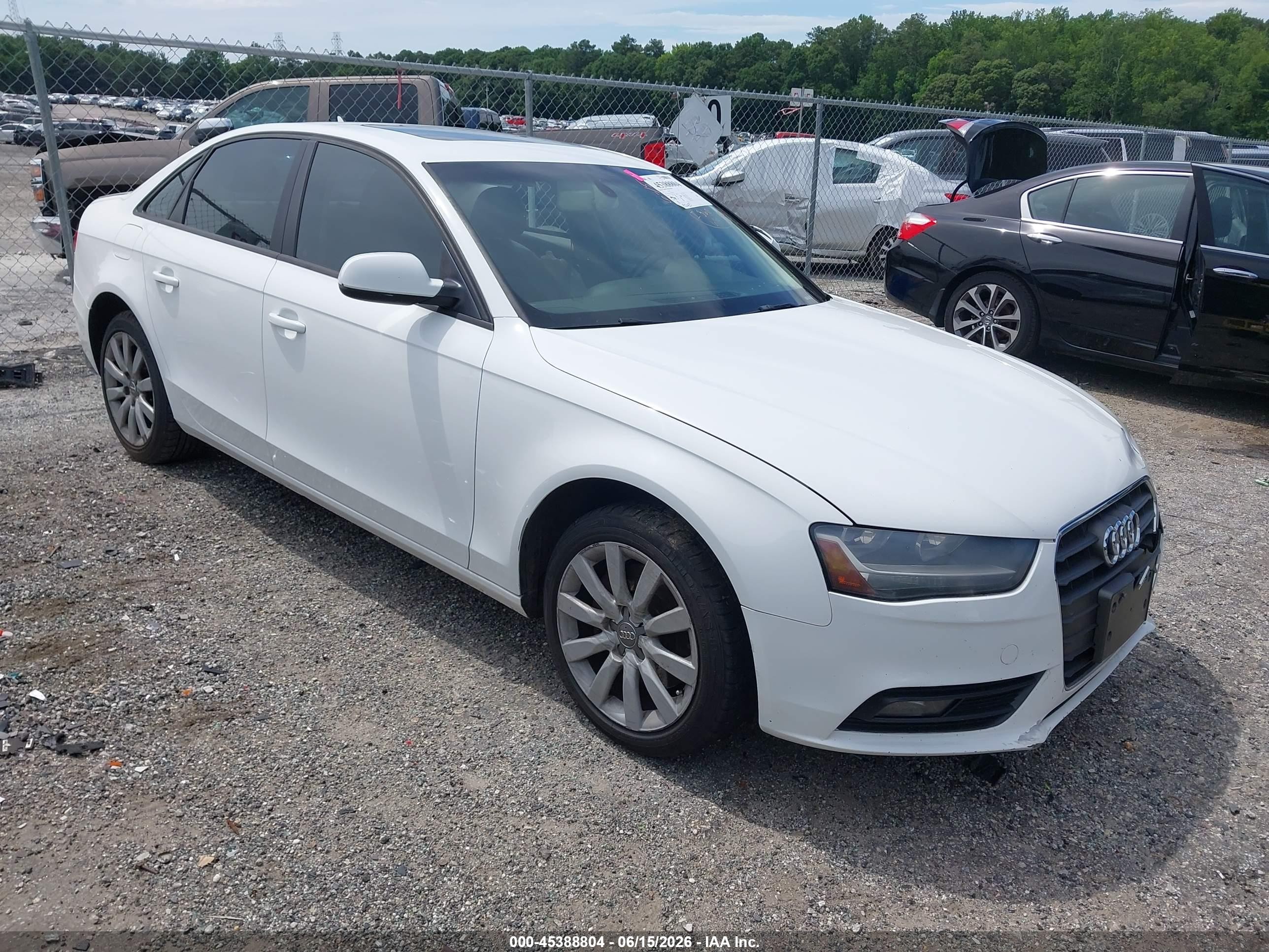 2014 Audi A4 Premium, VIN WAUAFAFL1EN023272 — Side