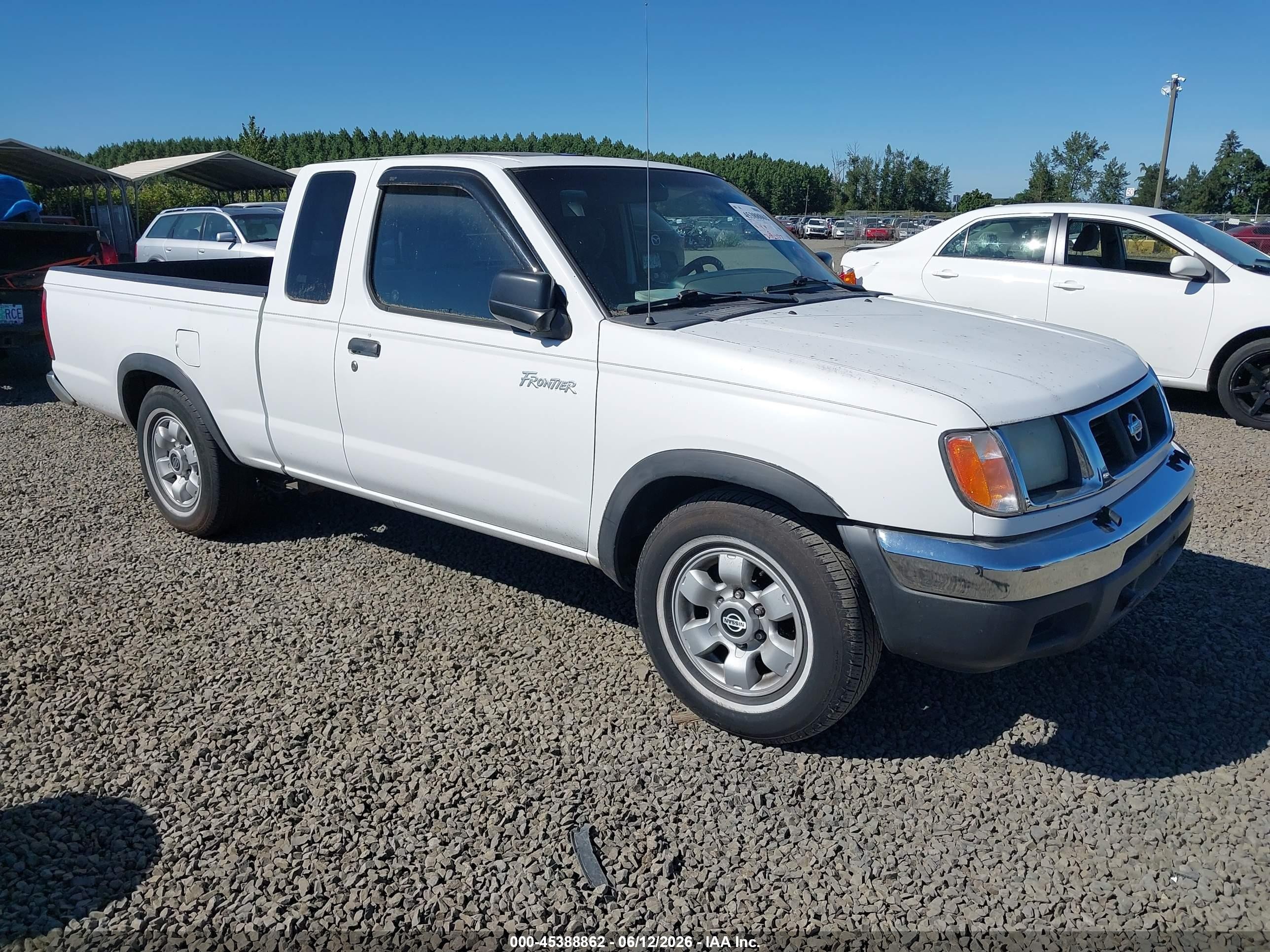 1998 Nissan Frontier XE, VIN 1N6DD26S4WC387697 — Normal wear