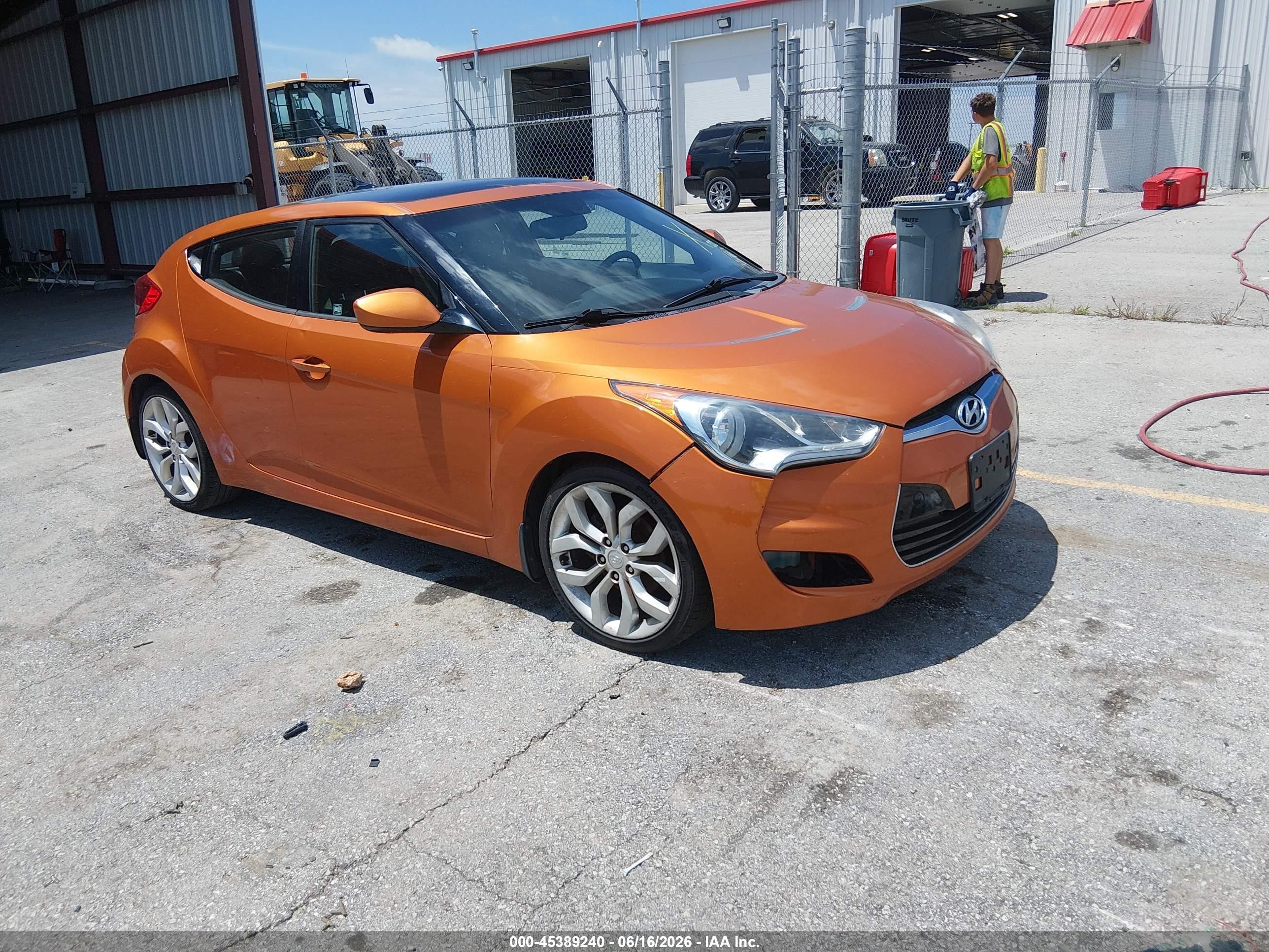2012 Hyundai Veloster w/Gray Int, VIN KMHTC6AD5CU028331 — Not stated