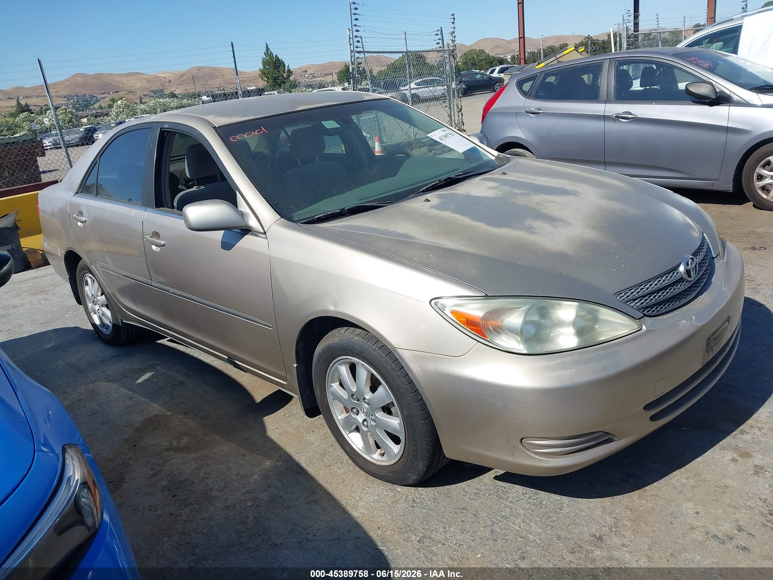2002 Toyota Camry LE, VIN JTDBE32K420063227 — Normal wear