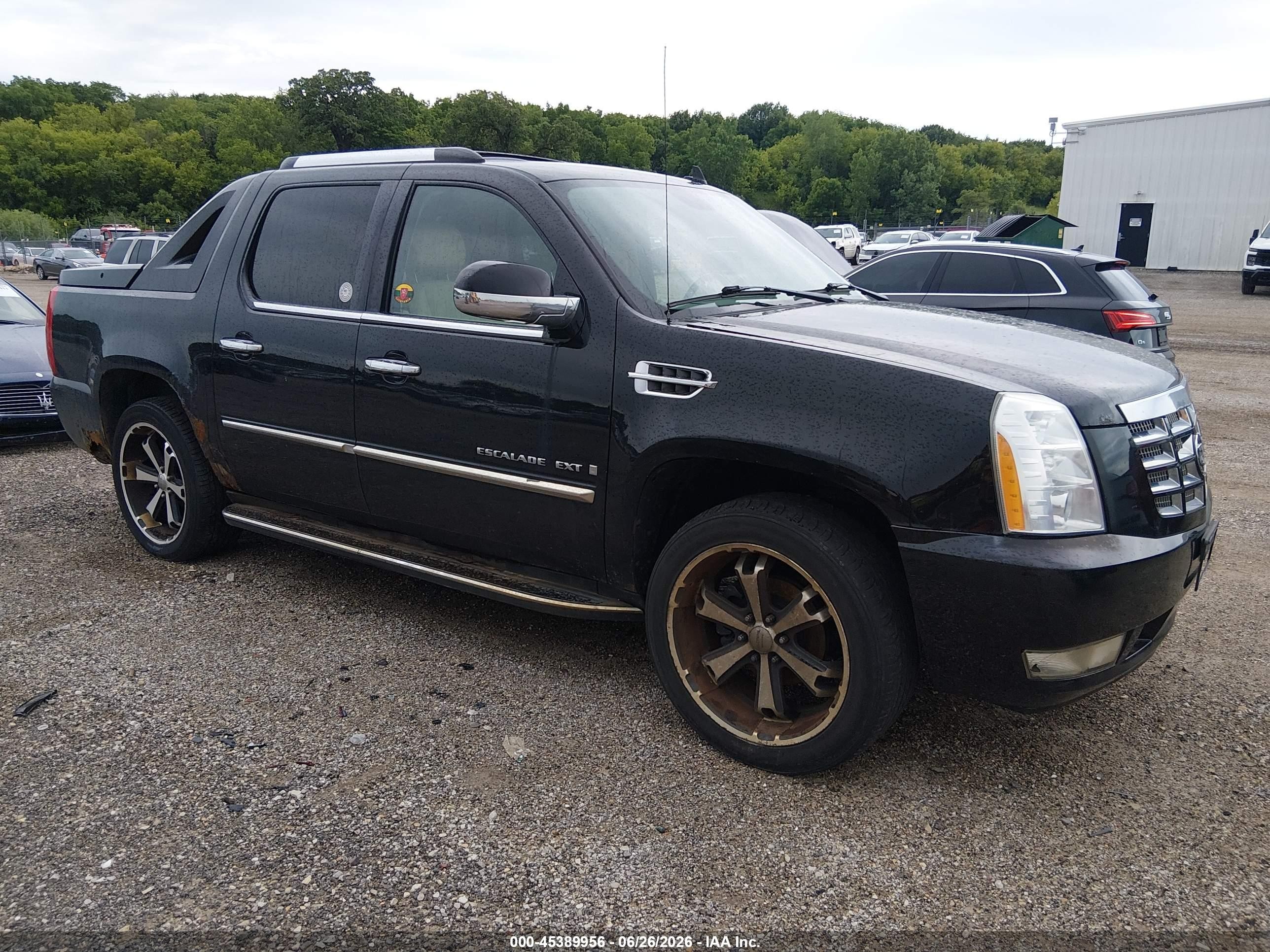 2007 Cadillac Escalade EXT, VIN 3GYFK62877G320300 — Normal wear