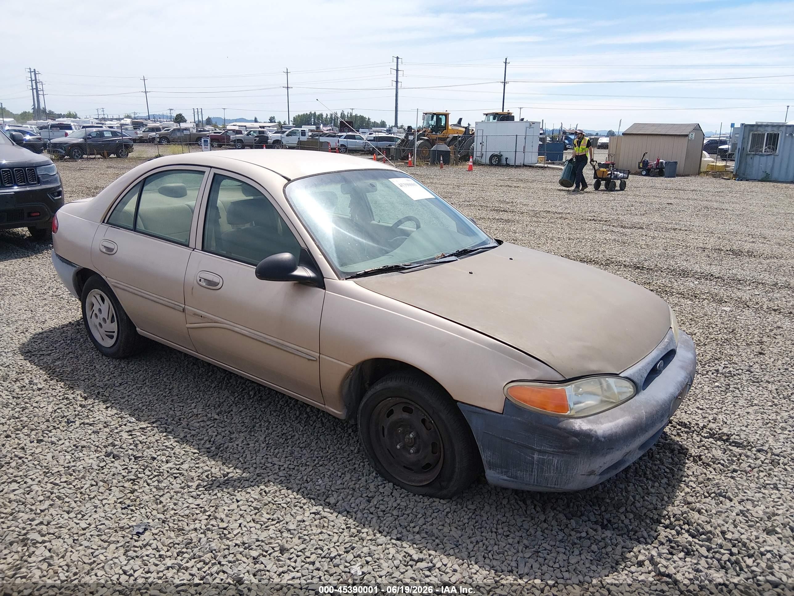 1998 Ford Escort SE, VIN 1FAFP13P9WW291761 — Normal wear