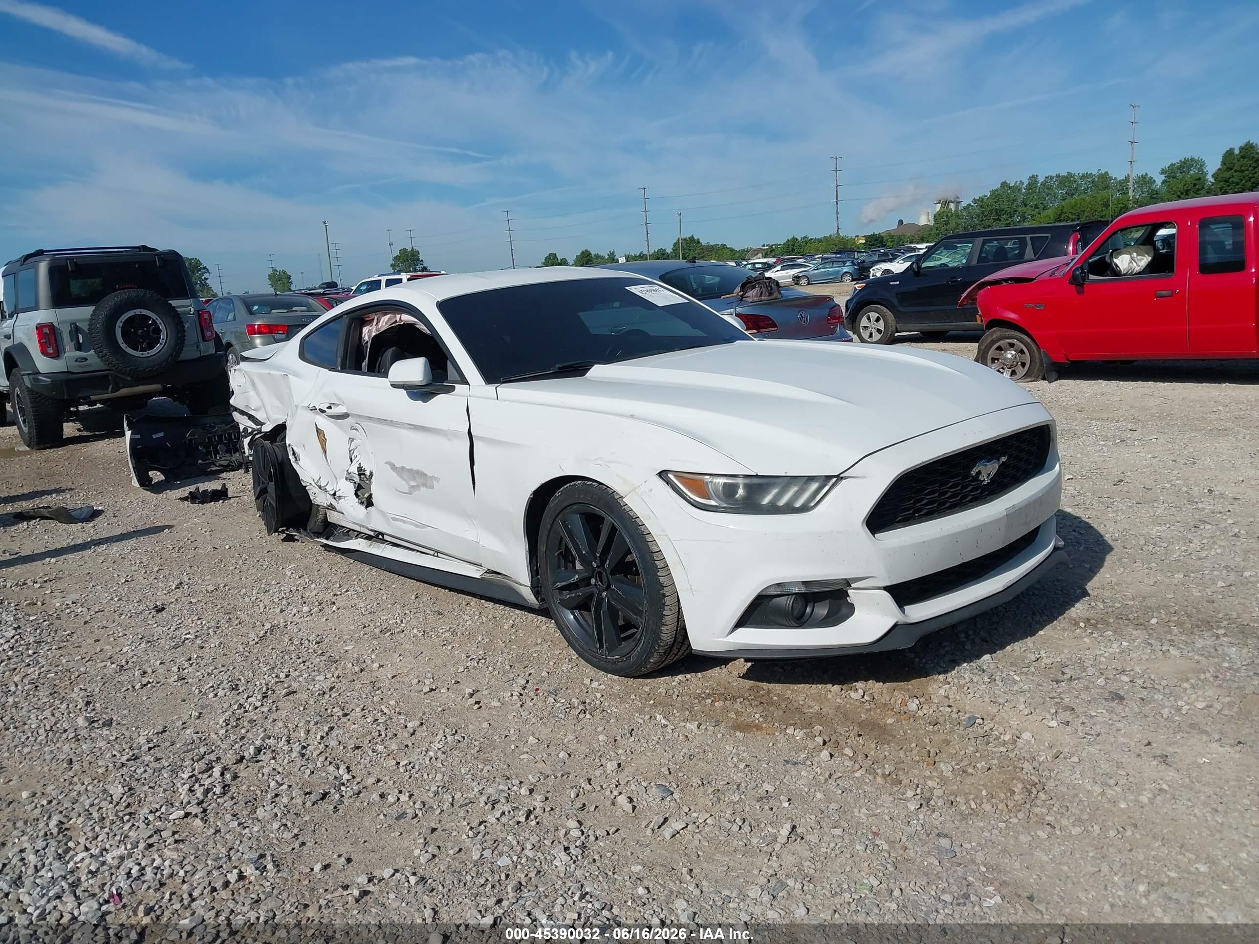 2015 Ford Mustang EcoBoost Premium, VIN 1FA6P8TH8F5337085 — Rear end
